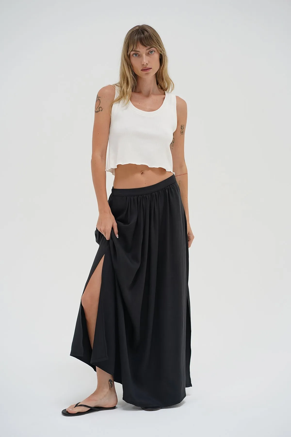 Breezy Fit Layered Hem Dania Skirt - Pirate Black