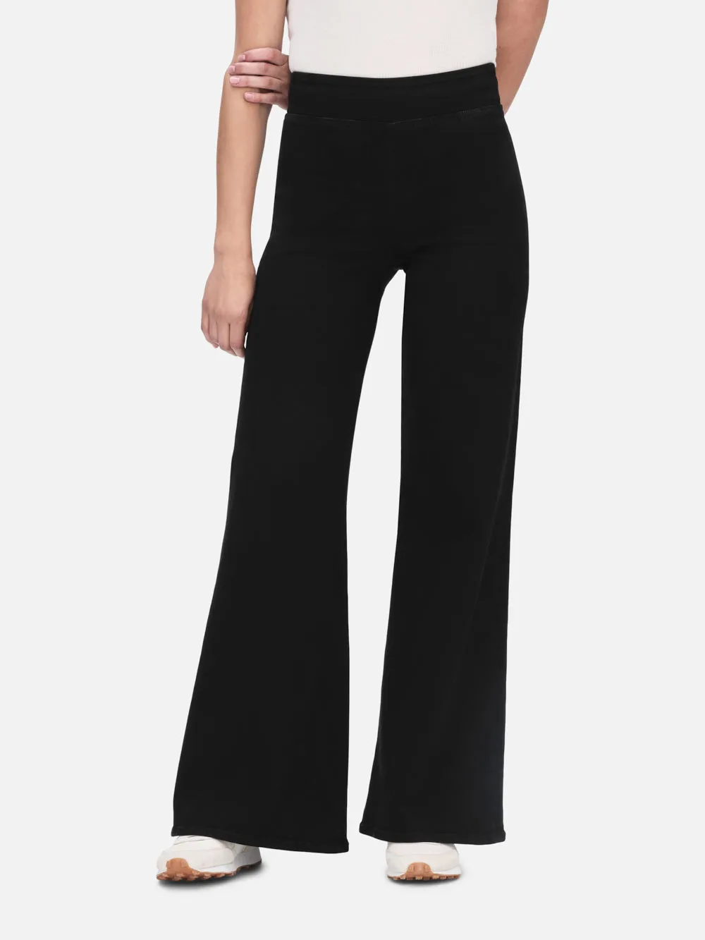 Comfy Shape SecureCargoPockets The Jetset Wide Leg -- Sheen Noir