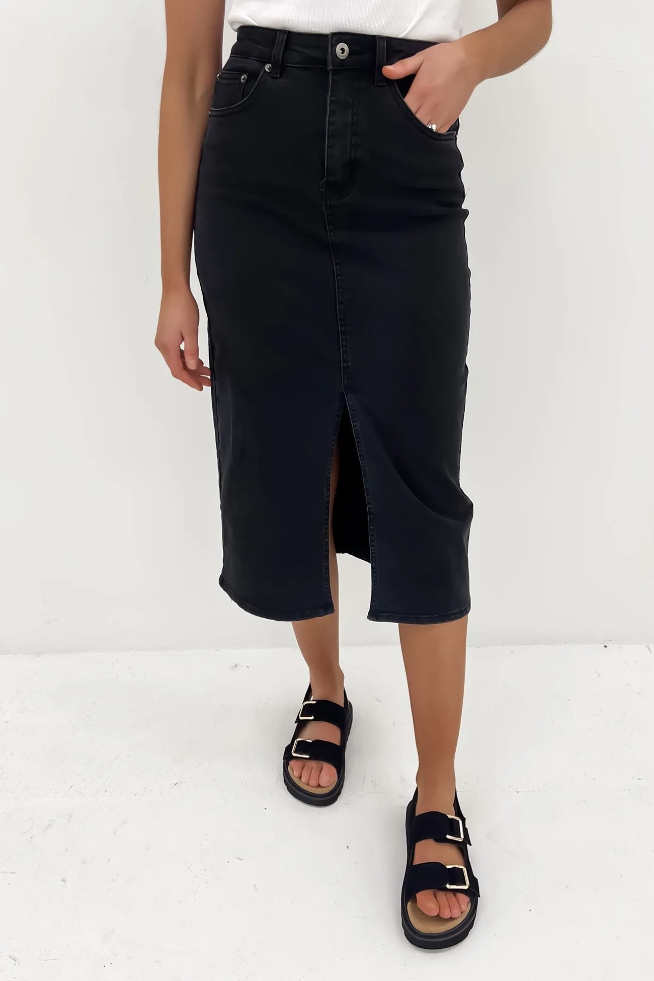 Alivia Denim Midi Skirt Wash Black Timeless Wear Summer Picnic