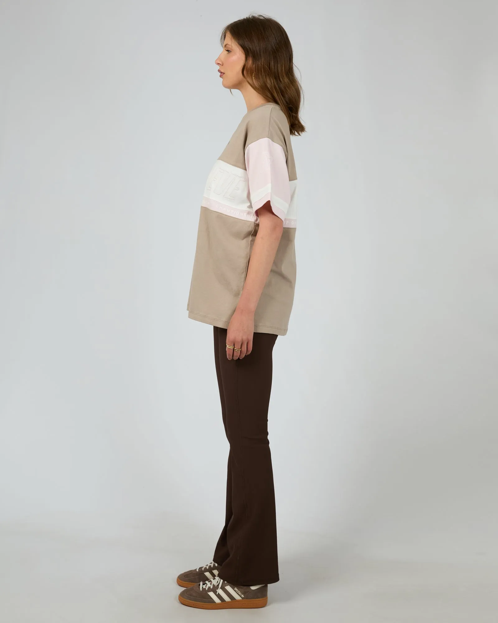 Loose fitting comfort All About Eve Performance Relaxed Tee Stone