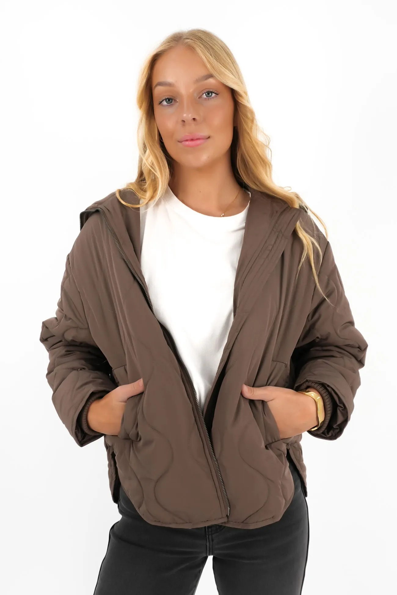 Mellow Quilted Jacket Chocolate Compact Design