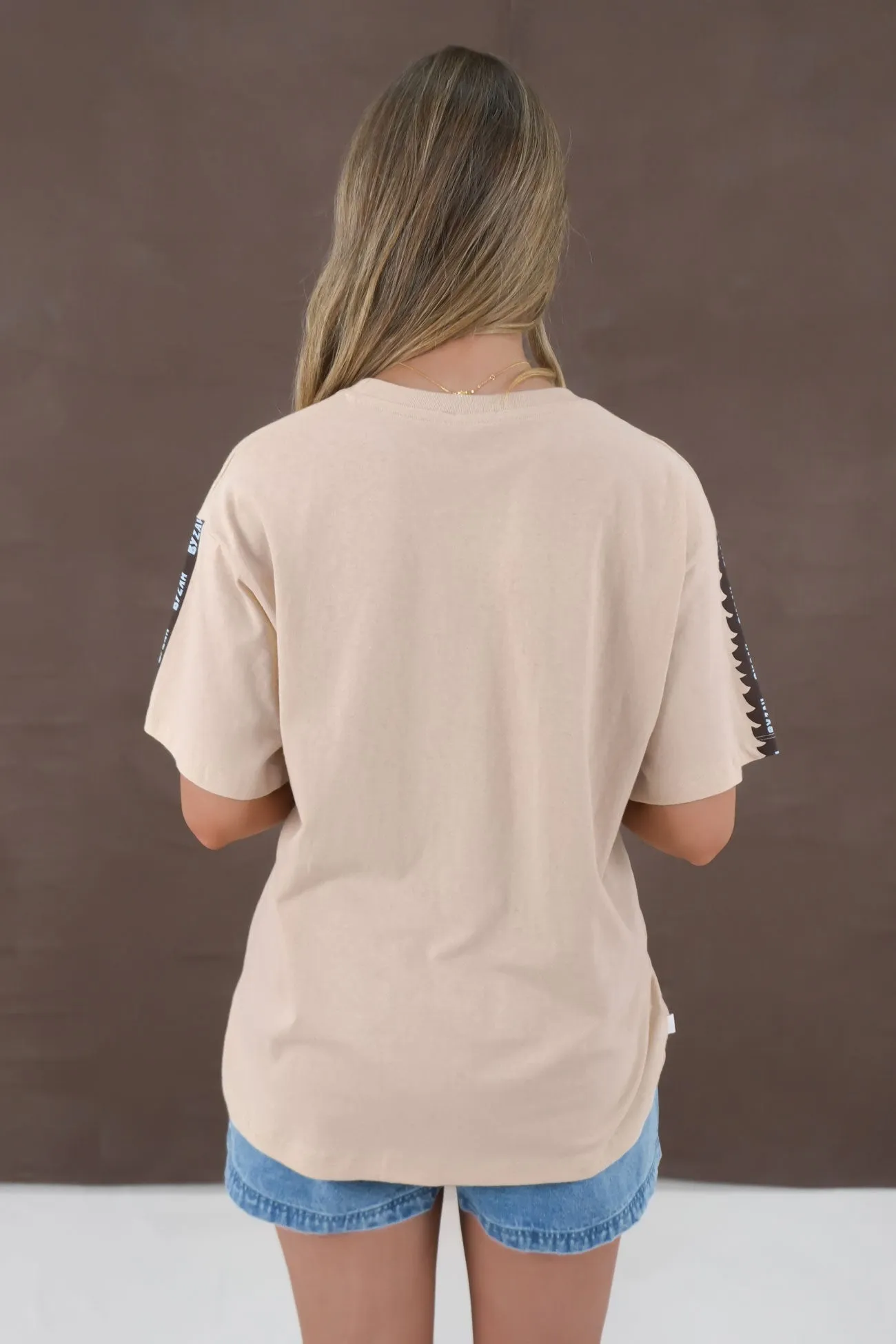 Costa Tee Beige Reinforced Neckline Stylish piece