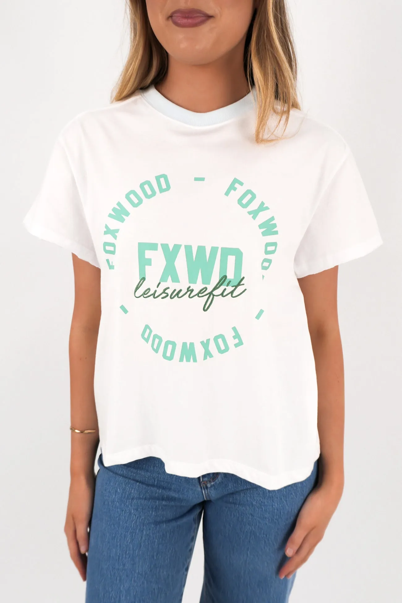 Minimal Fit Animal print wildness Intensity Contrast Tee White