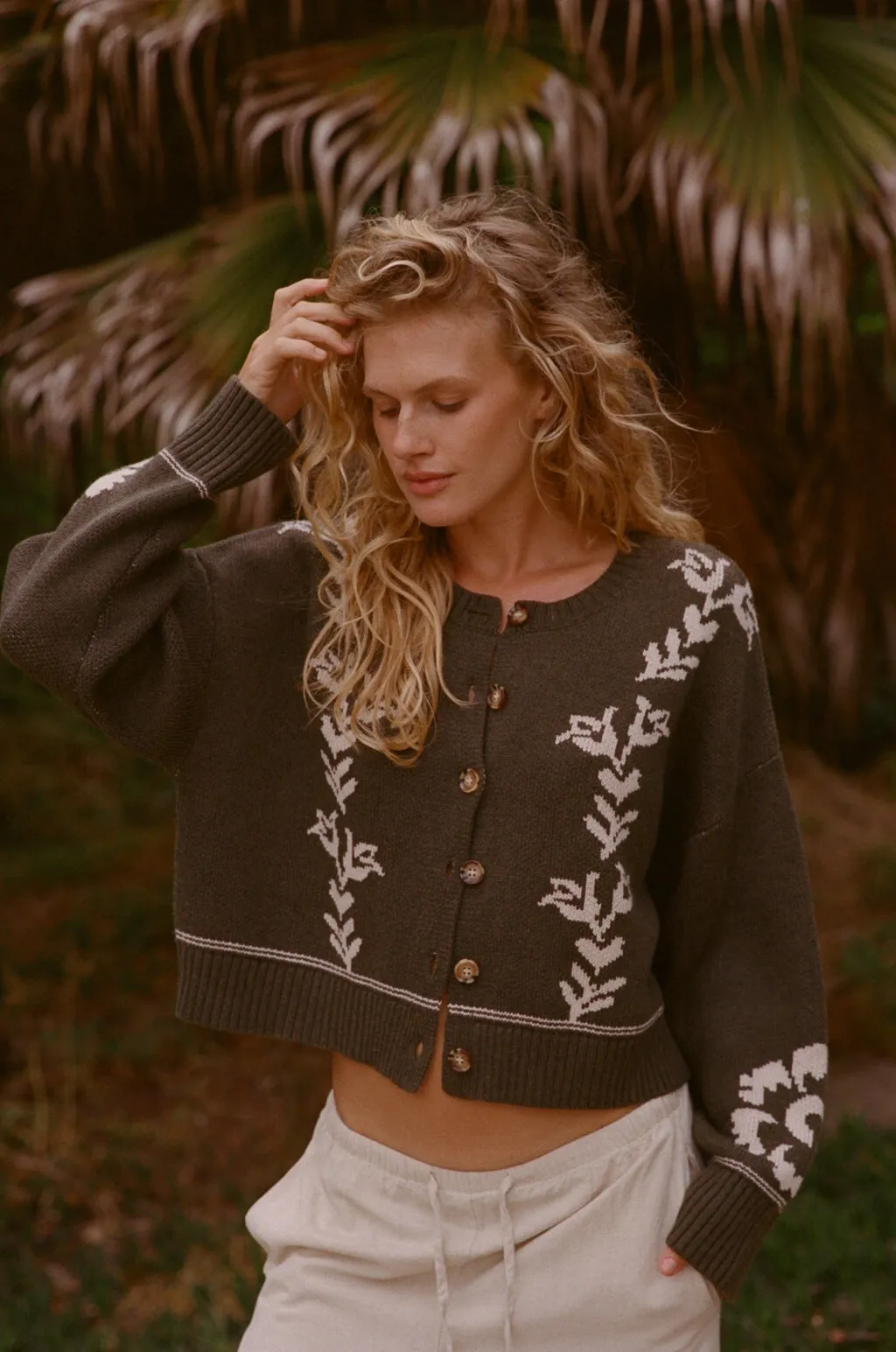 Circular Knit Technique Antique Floral Crop Cardigan Olive