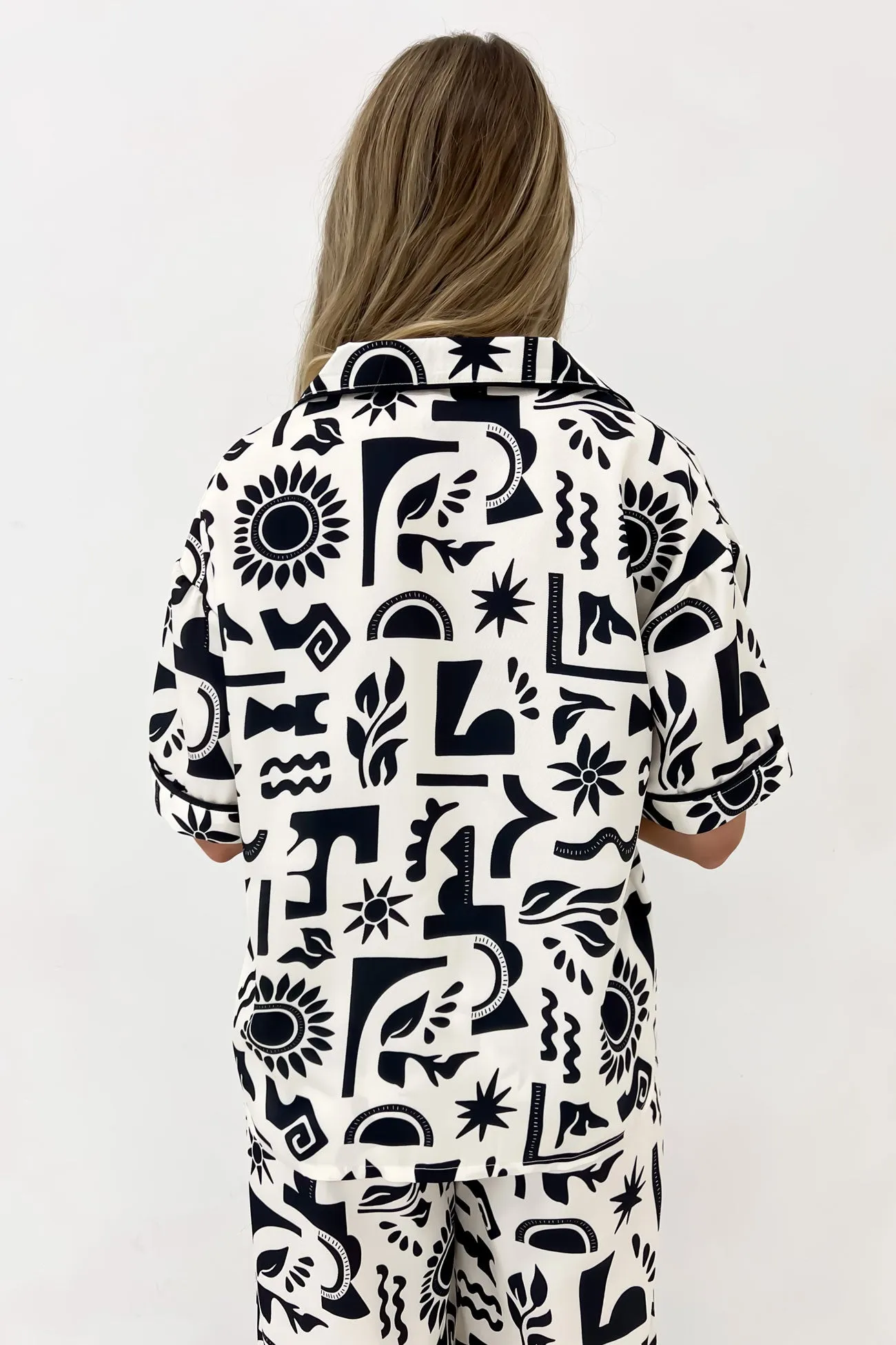 Array Shirt Print Sustainable Dye Process Layered Sleeve