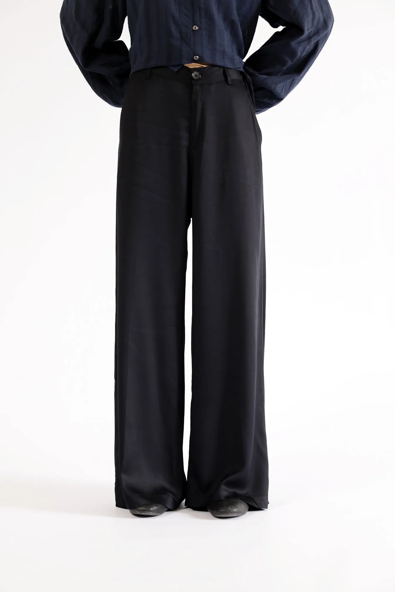 WIDE LEG FLOWY PANTS Flexible shape