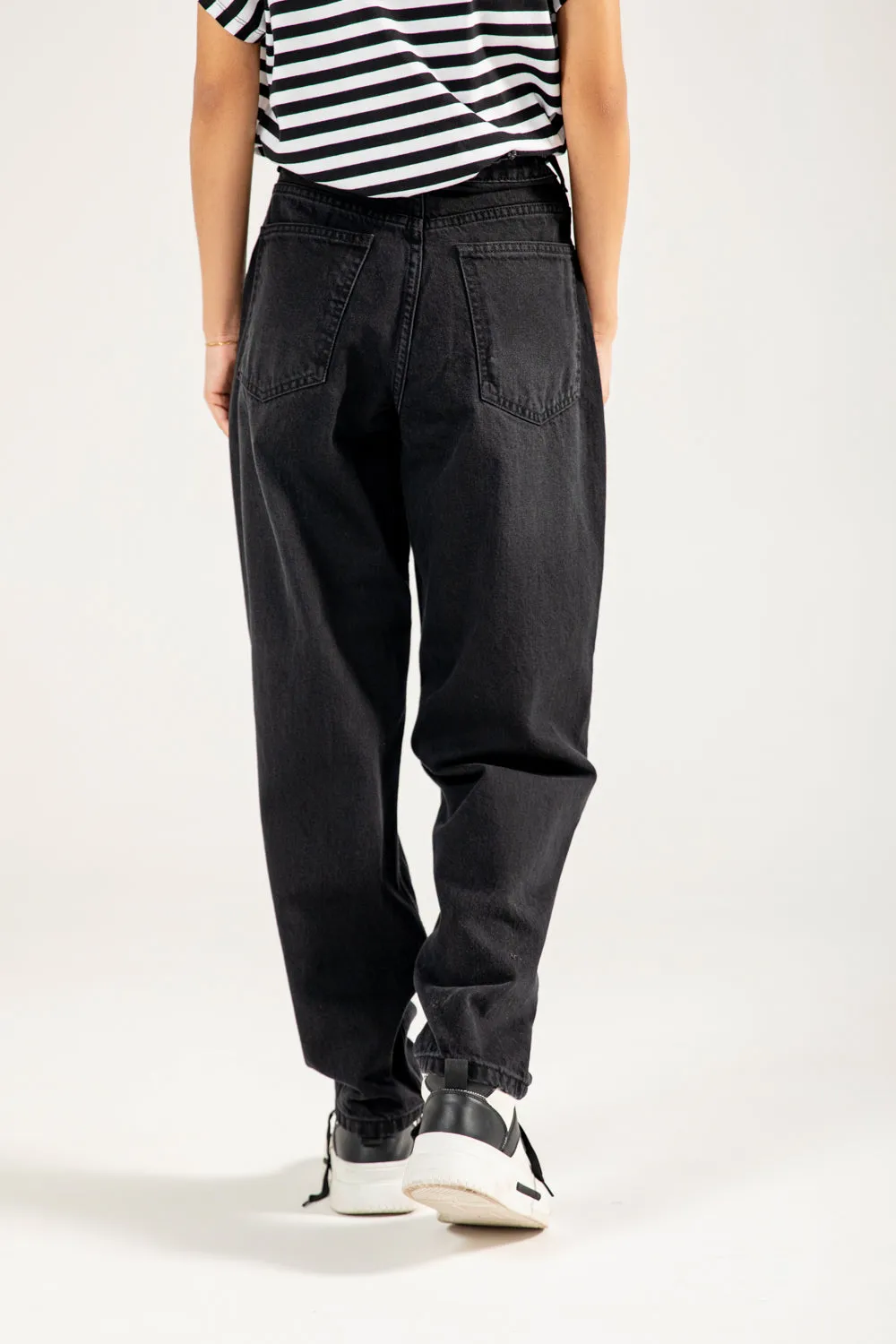 BARREL FIT DENIM Breathable Mesh Panels Easy Flex Design