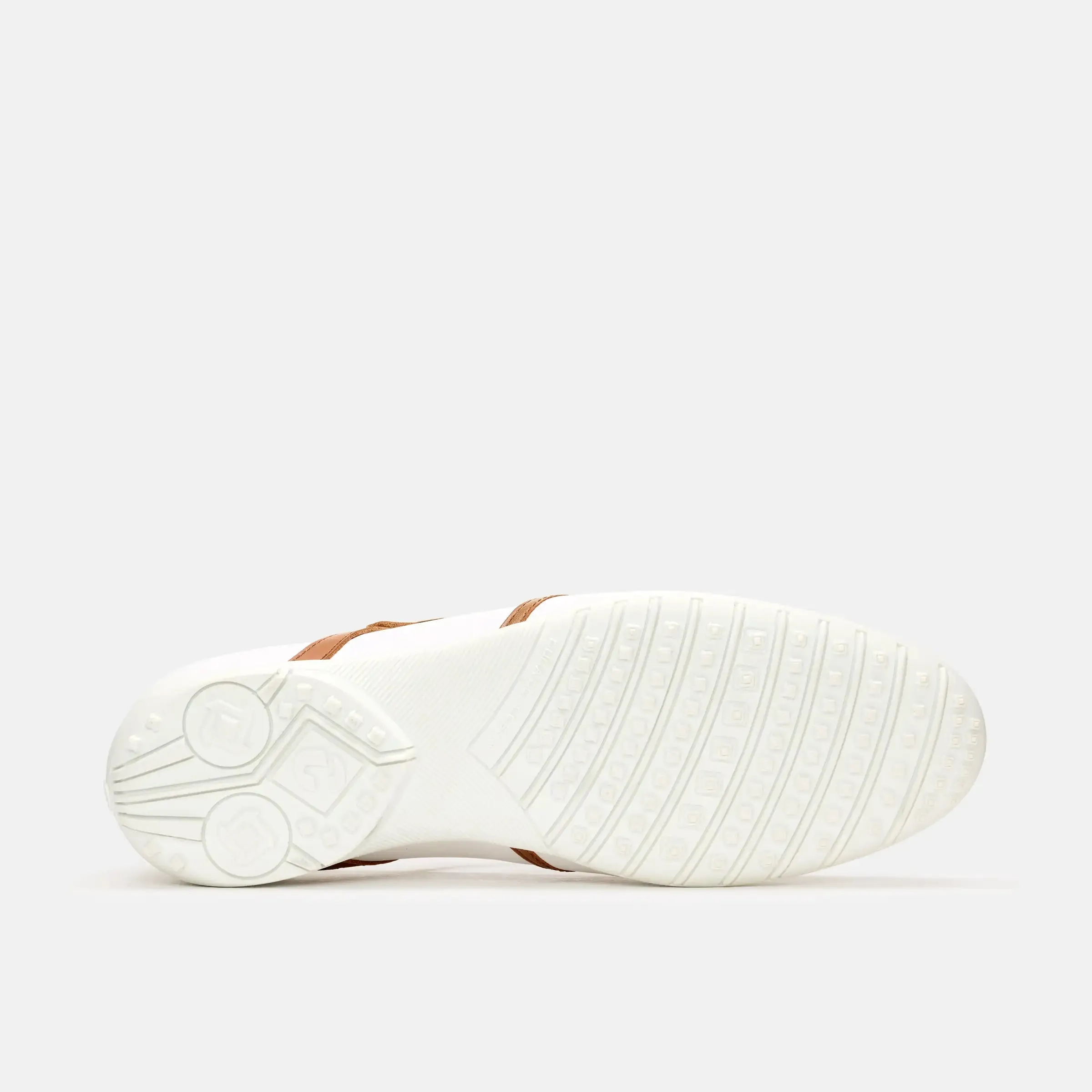 Belladonna - White Cushion Control