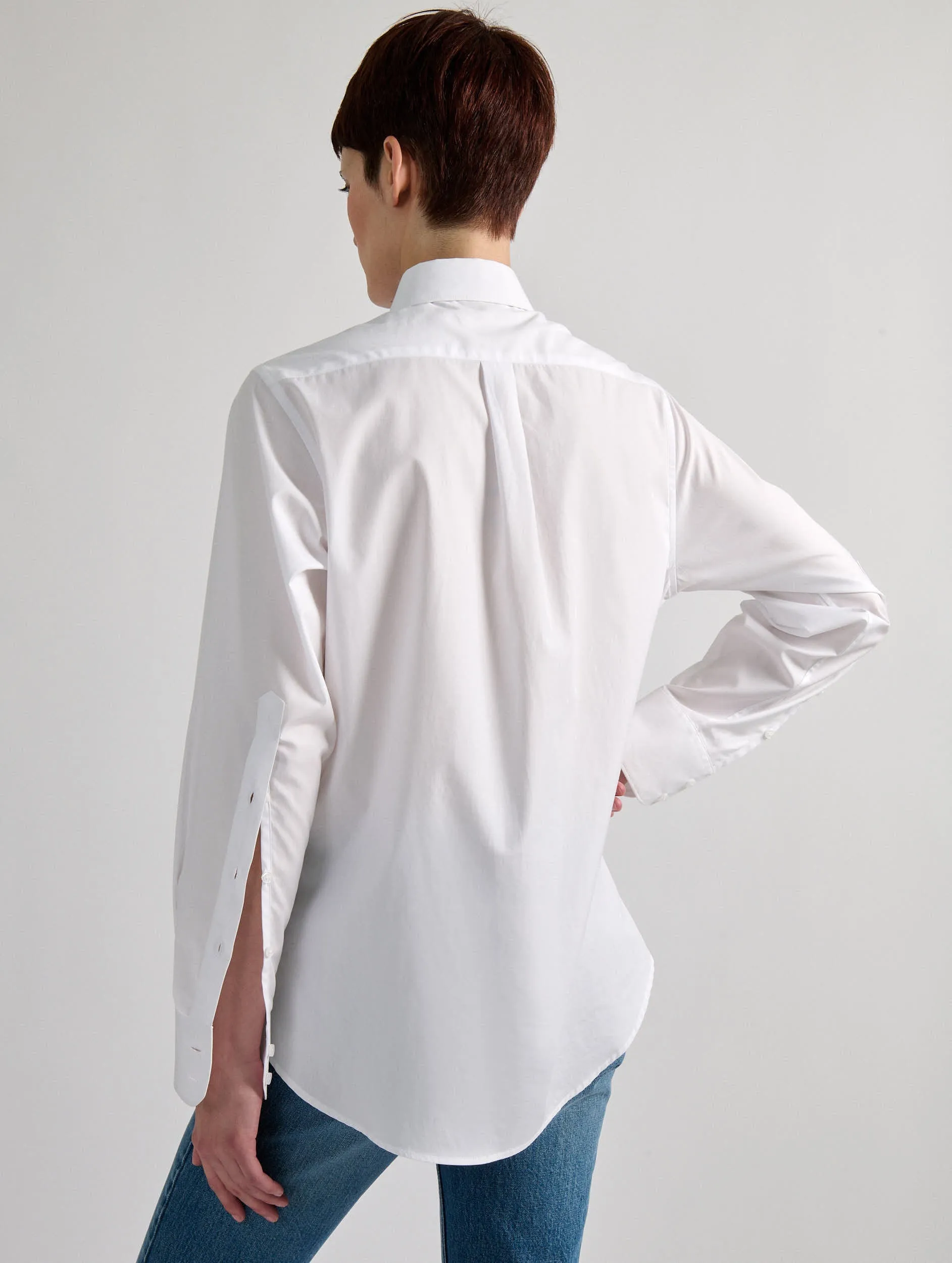 Layered Style Thermal Regulation Layer White poplin shirt