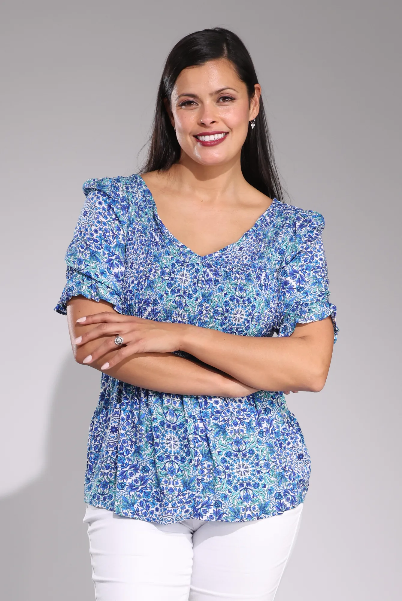 MultiPocket Design Top | Blue Sage Vine | 3321C1