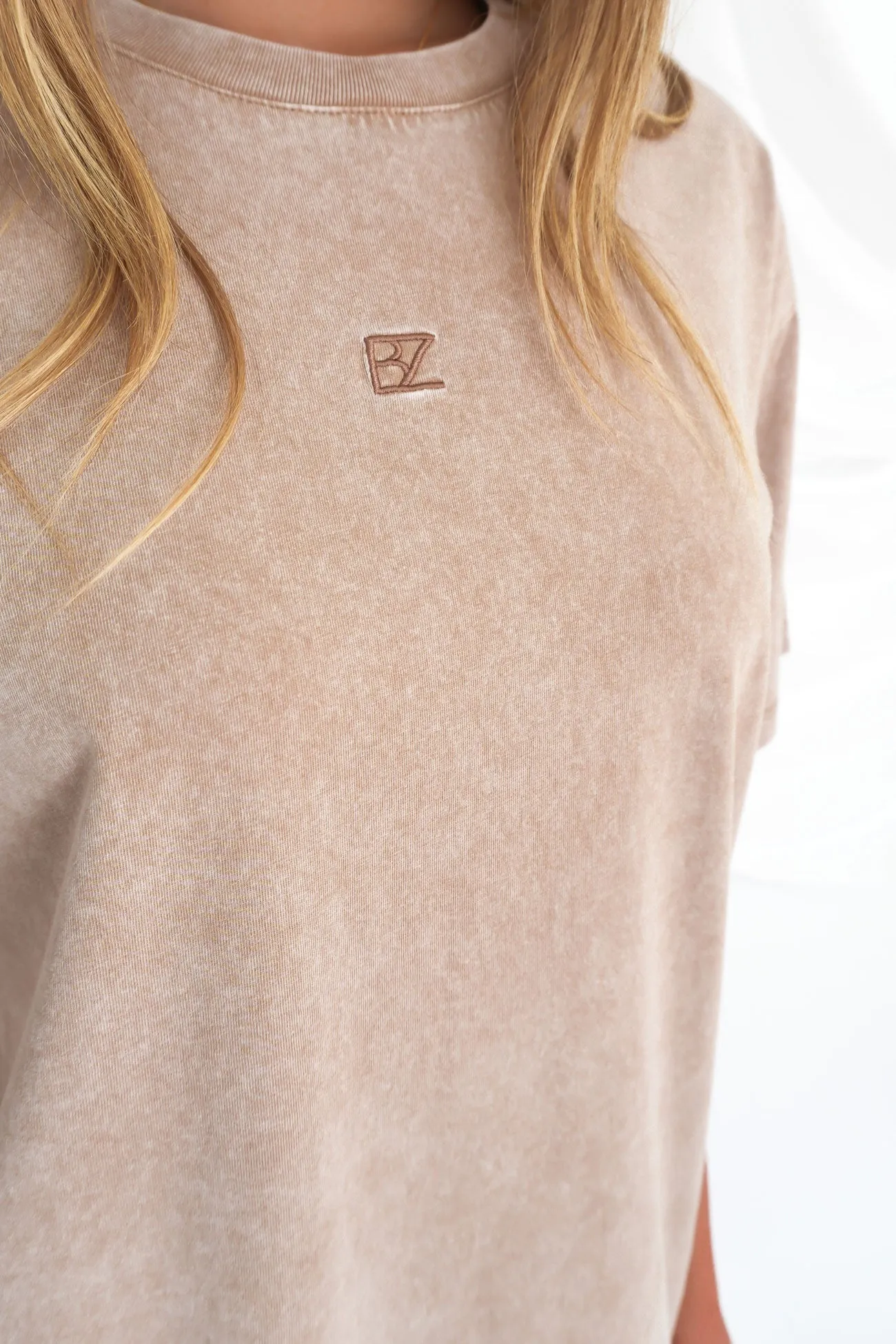 Wedding Minimalist Layer Essential BZ Tee Brown
