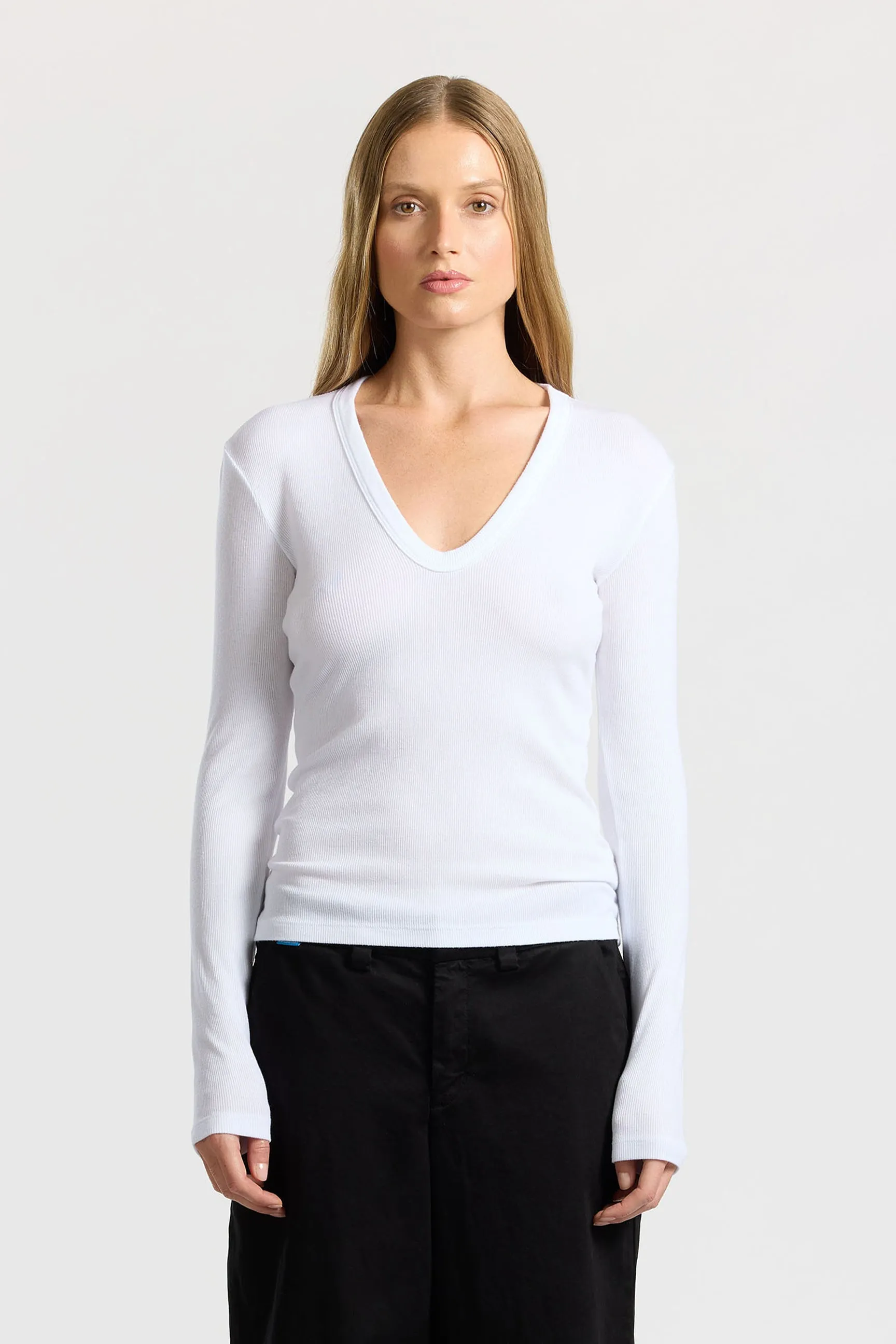 Verona U-Neck Shirt Relax Fit Design