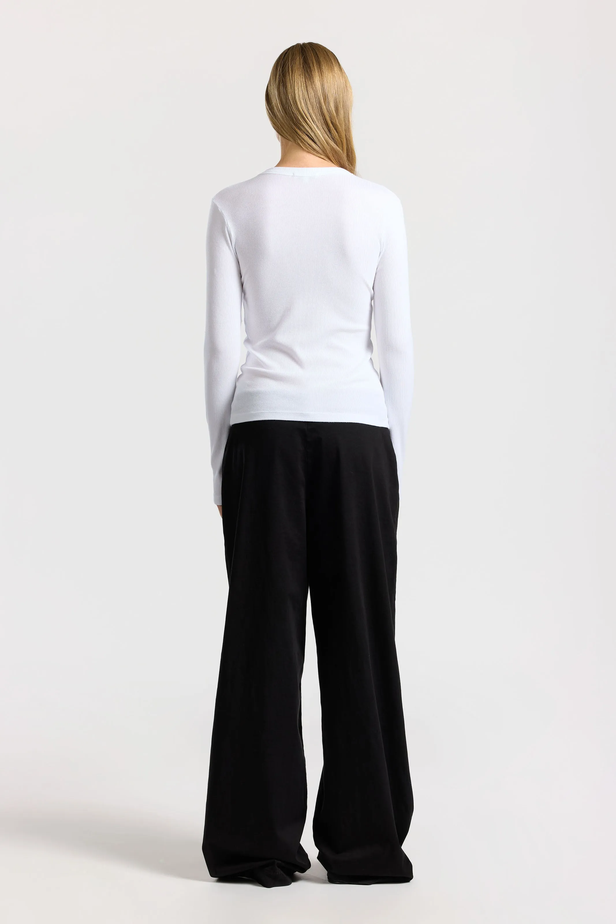 TaglessDesign Stylish Comfort Verona U-Neck Shirt