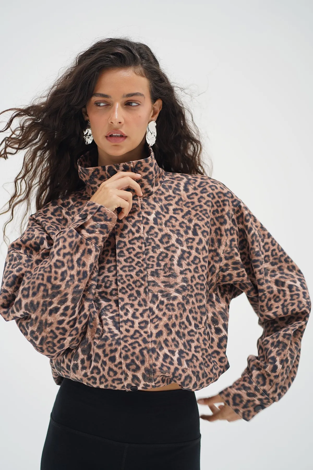 Broadway Leopard Jacket - Leopard Non Irritating Edging