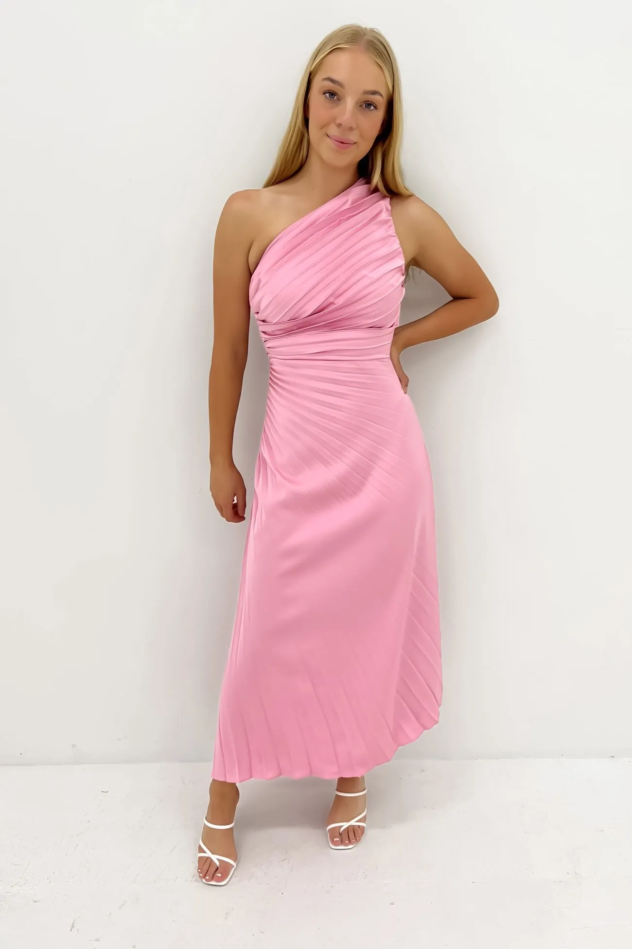Fluid movement Silky Silhouette Caralee Midi Dress Pink