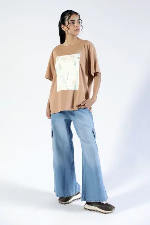 GRAPHIC OVERSIZED TEE Casual and Soft Effortless Design
