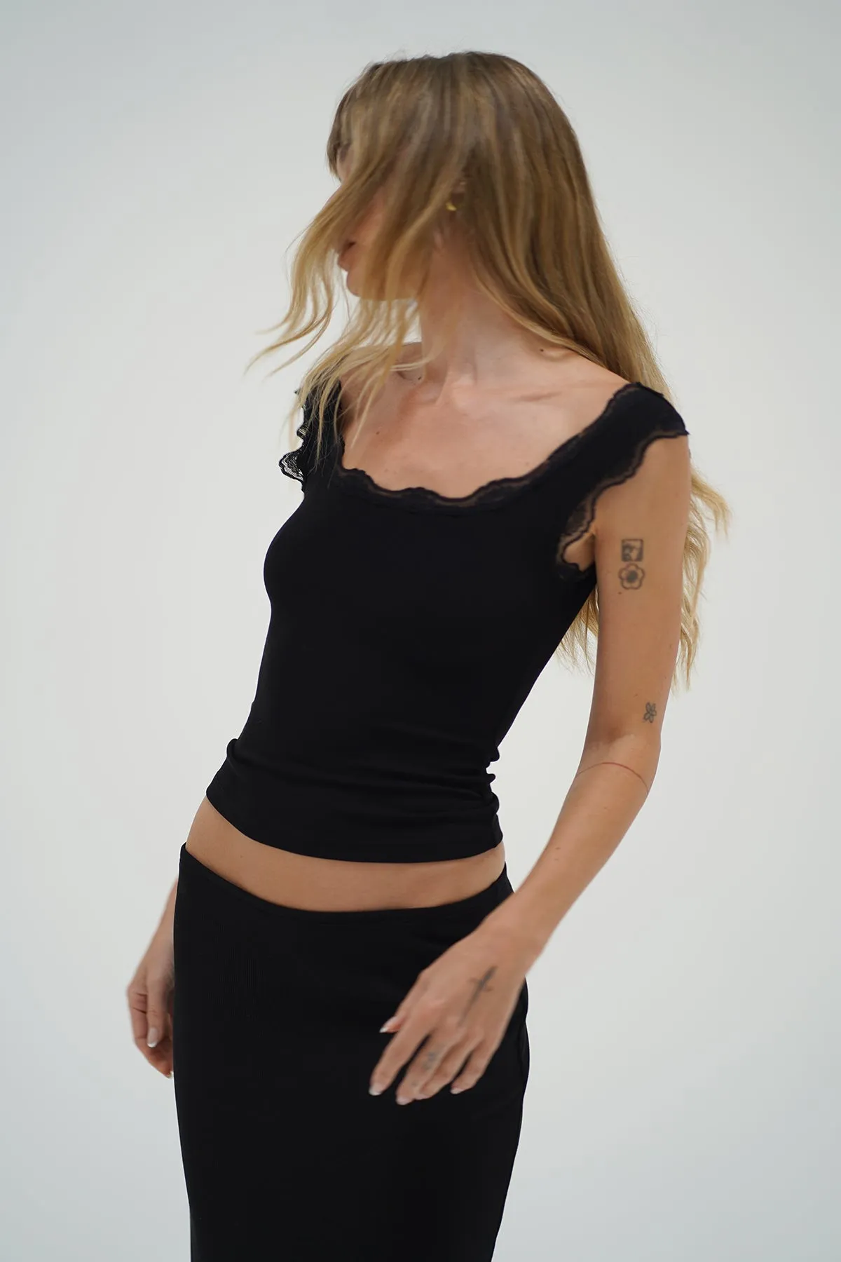 Recycled materials SnagResistant Weave Cassidy Lace Ribbed Tank - Black