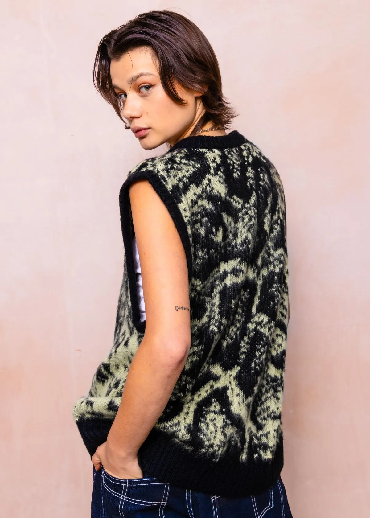 Sting Snake Print Knitted Vest MachineWashable Fabric