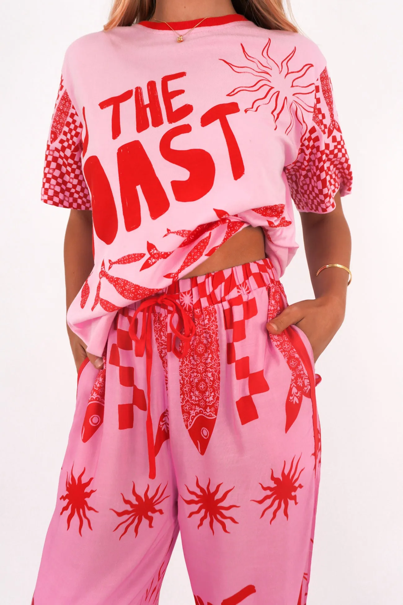 Cataina Tee On The Coast Holiday Style Trend