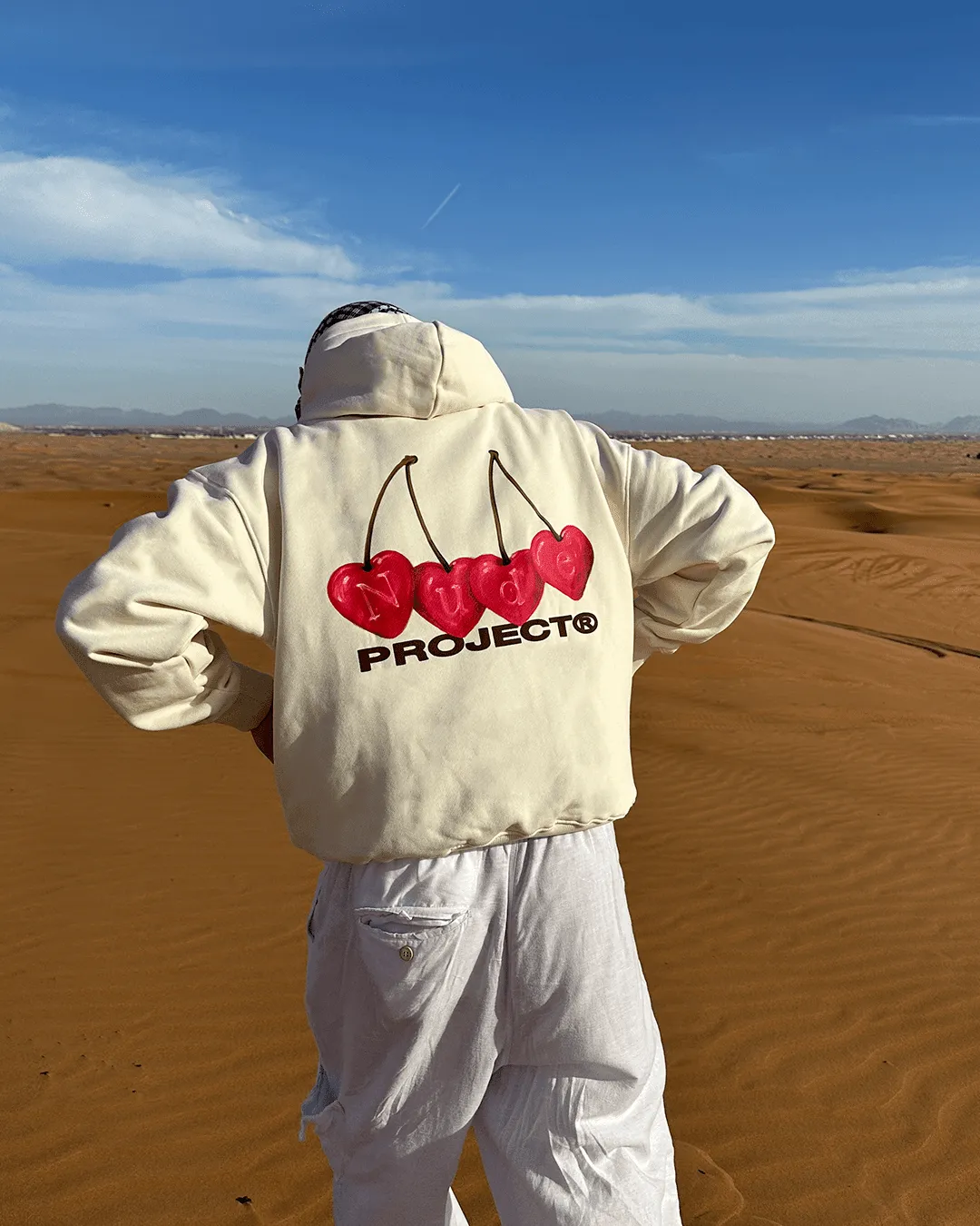 Designer Weekend Fit Cherry Hoodie Marshmallow