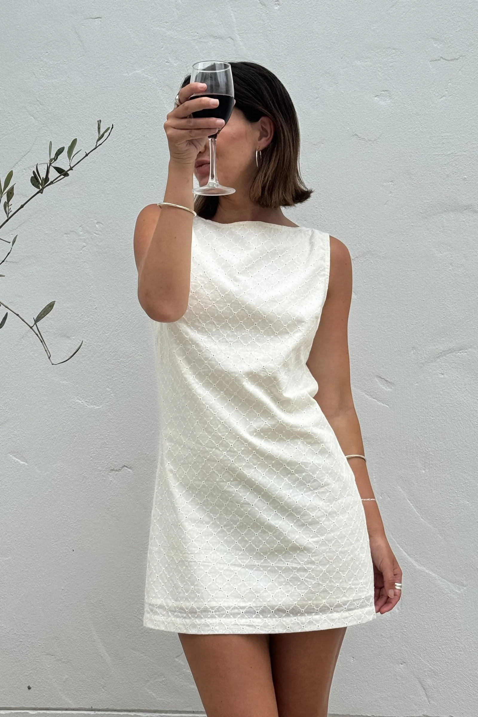 Porto Eyelet Mini Dress Natural Casual Fit