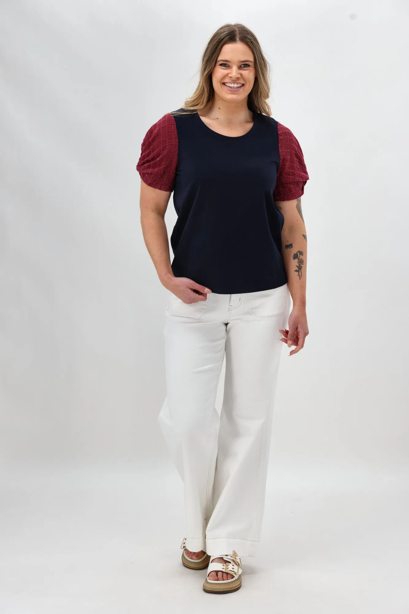 suitable for all genders Shine On Label Garan Spliced Knit Tee with Woven Check Sleeve Navy Pink