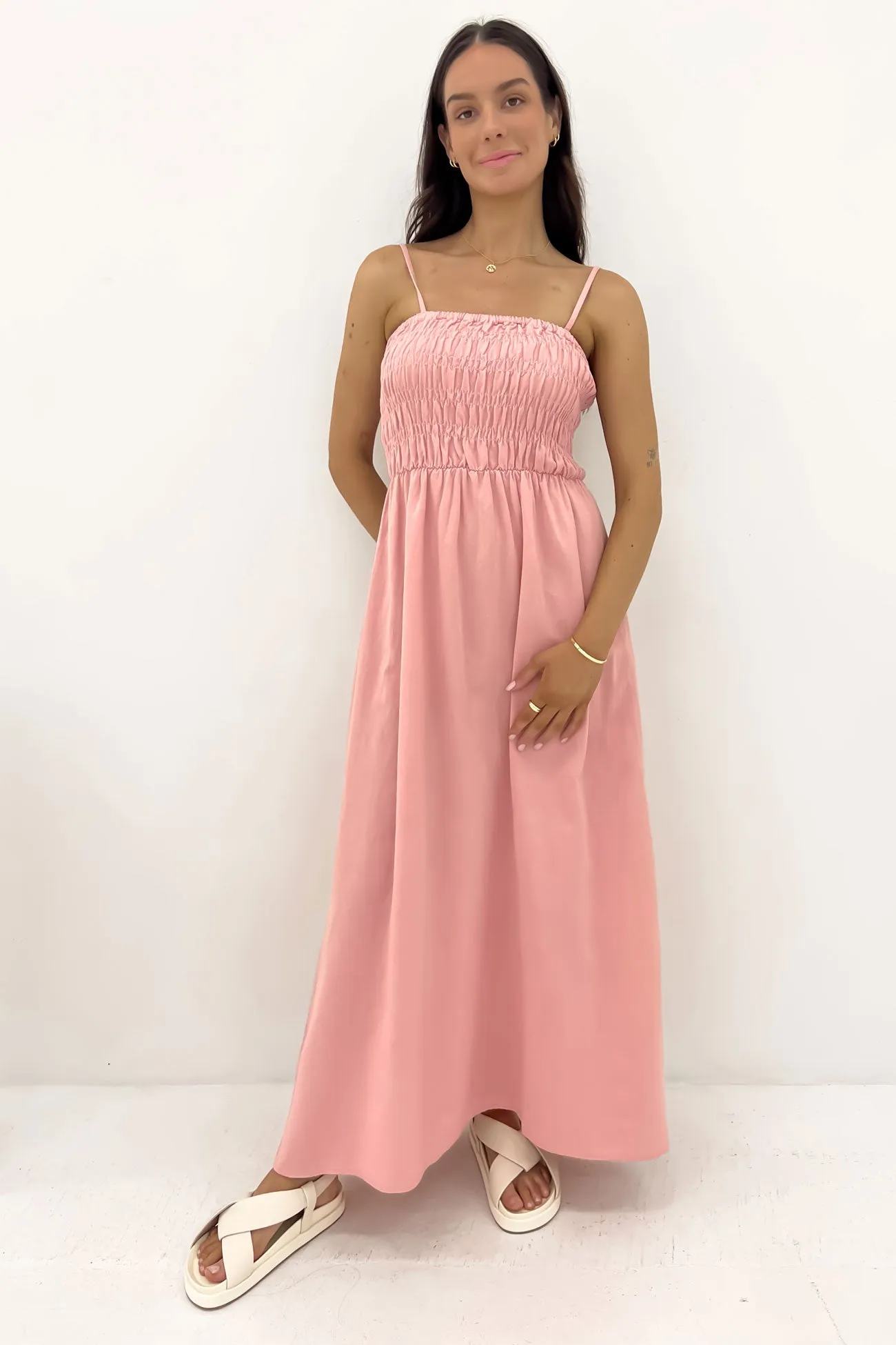 Modern Layers Classic Shirred Midi Dress Rose