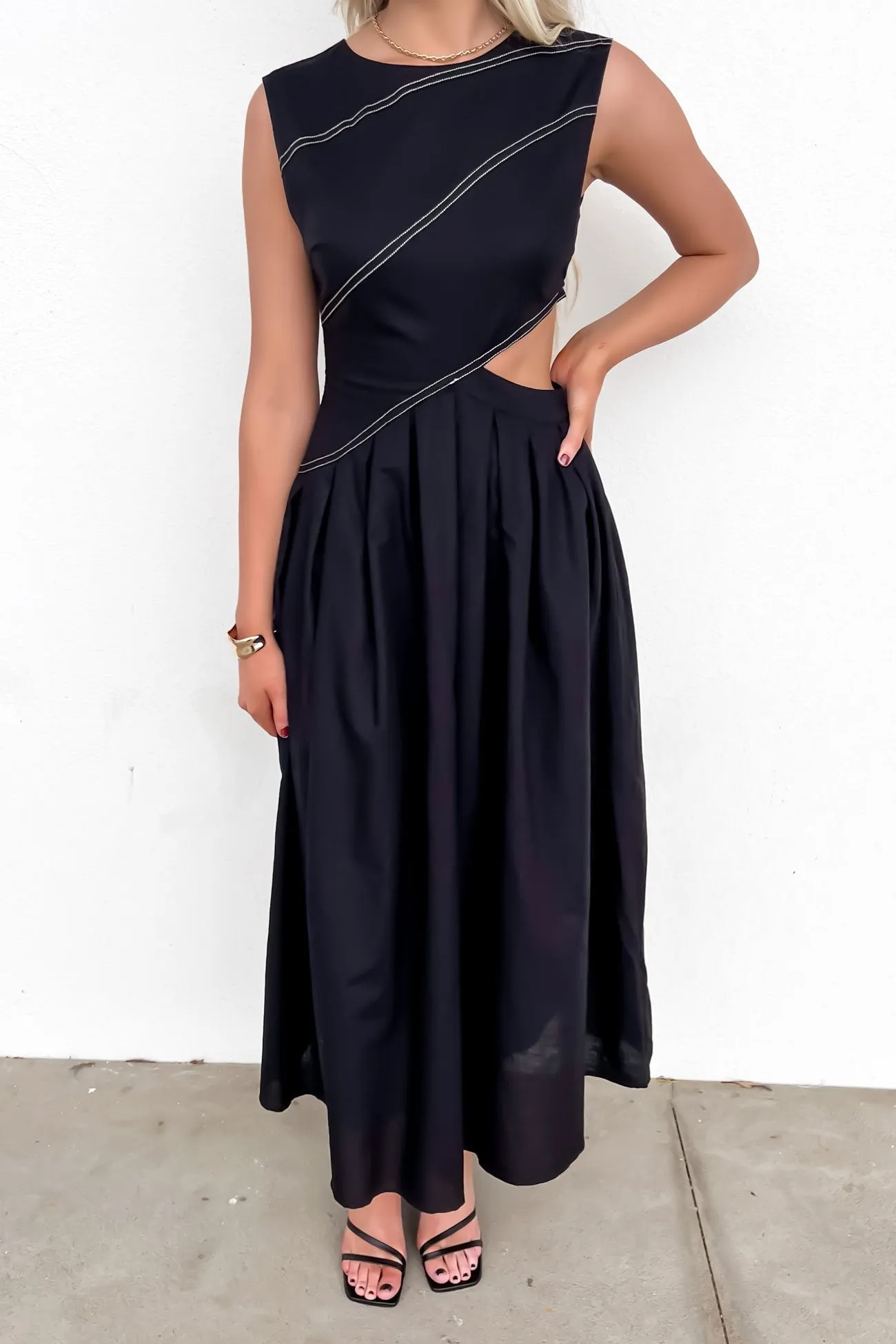 summer breeze Colson Midi Dress Black