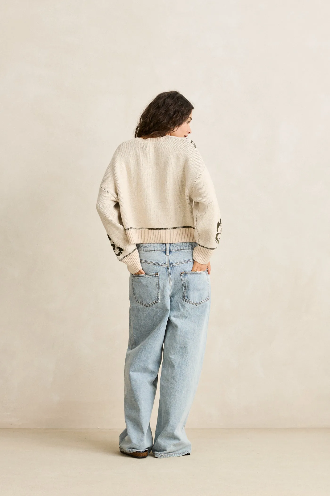 Simple Aesthetic Chill Friendly Antique Floral Crop Cardigan Natural