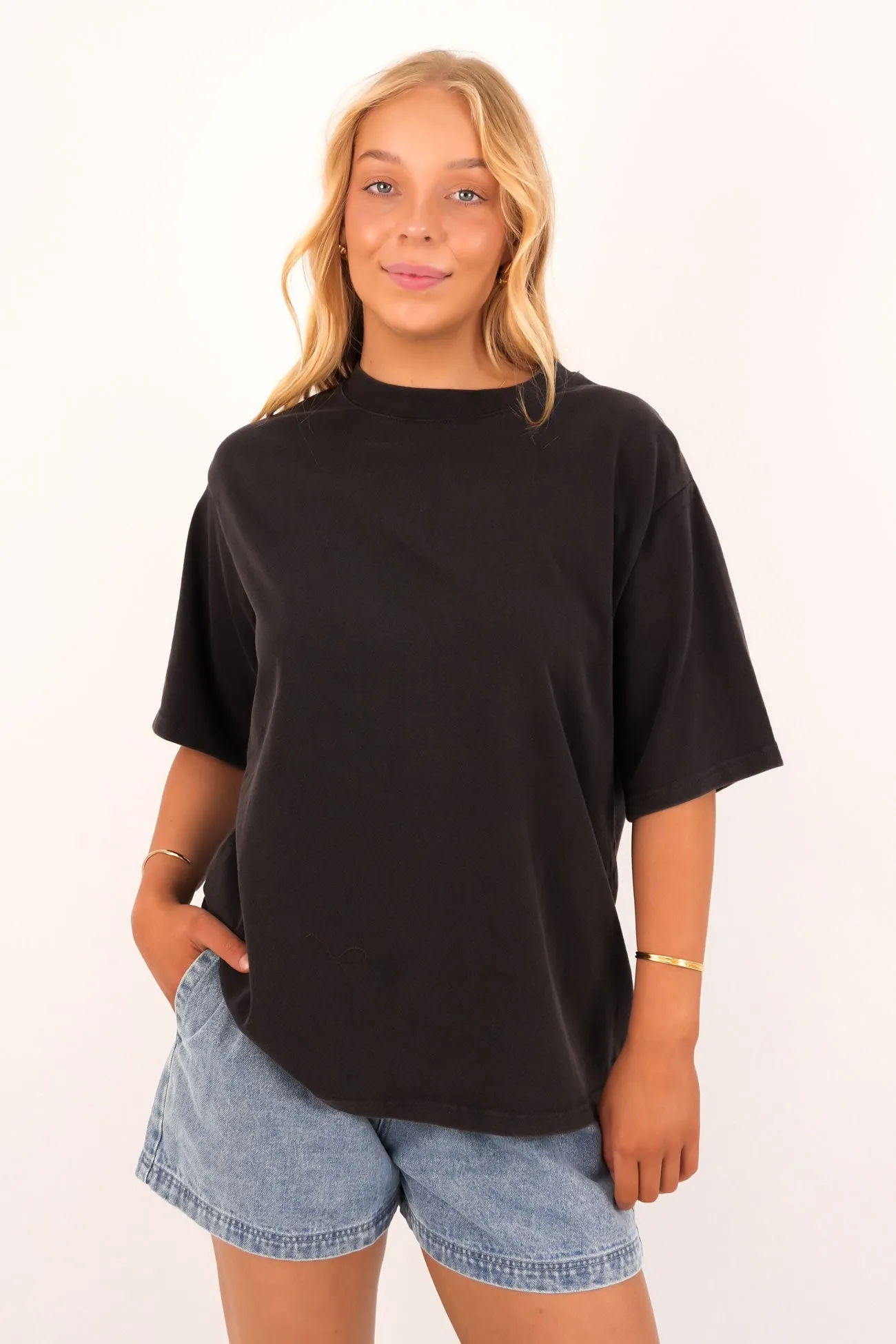 proper length Core Oversized Tee Washed Black