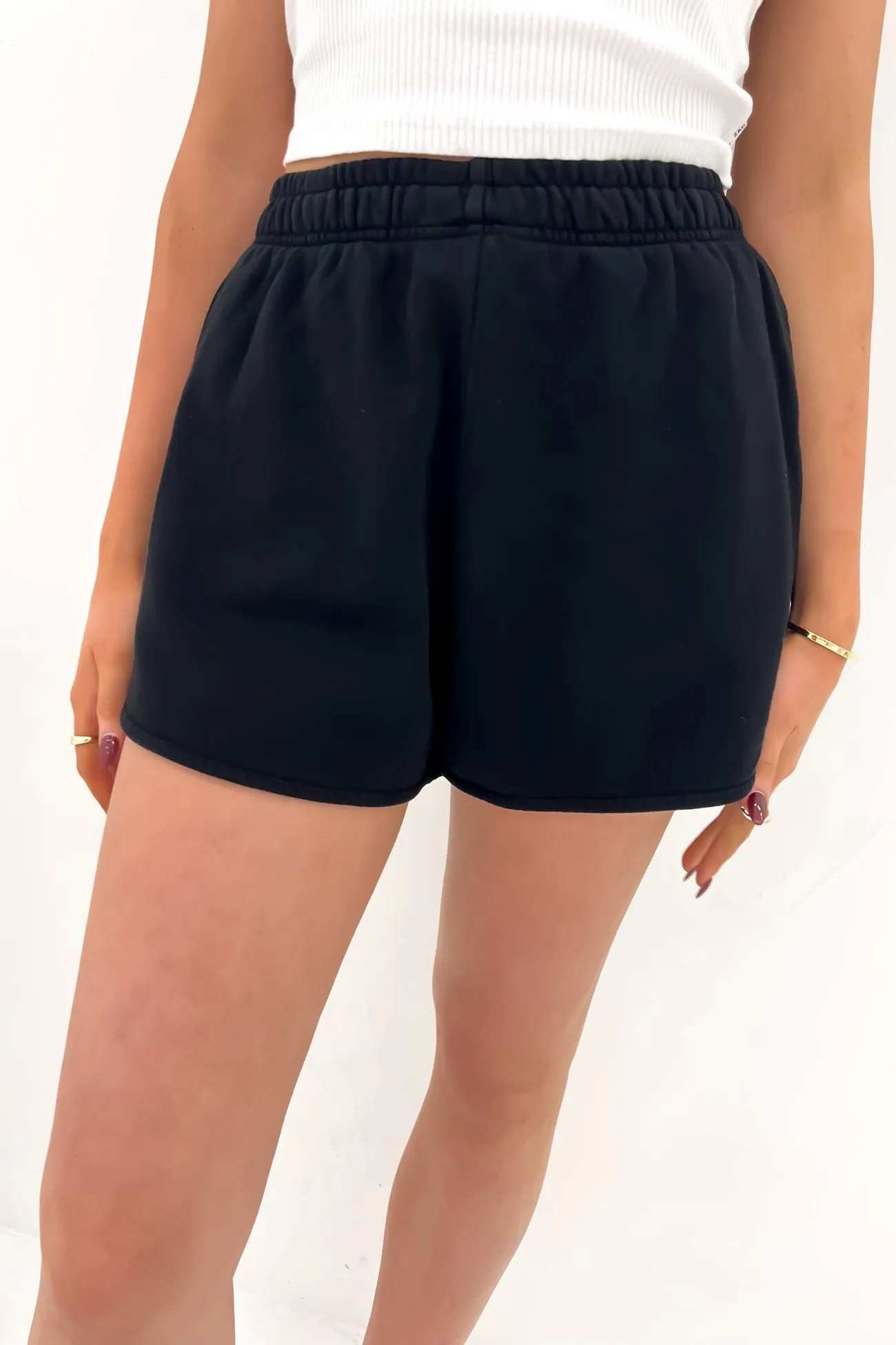 Division Short Washed Black Easy Breezy