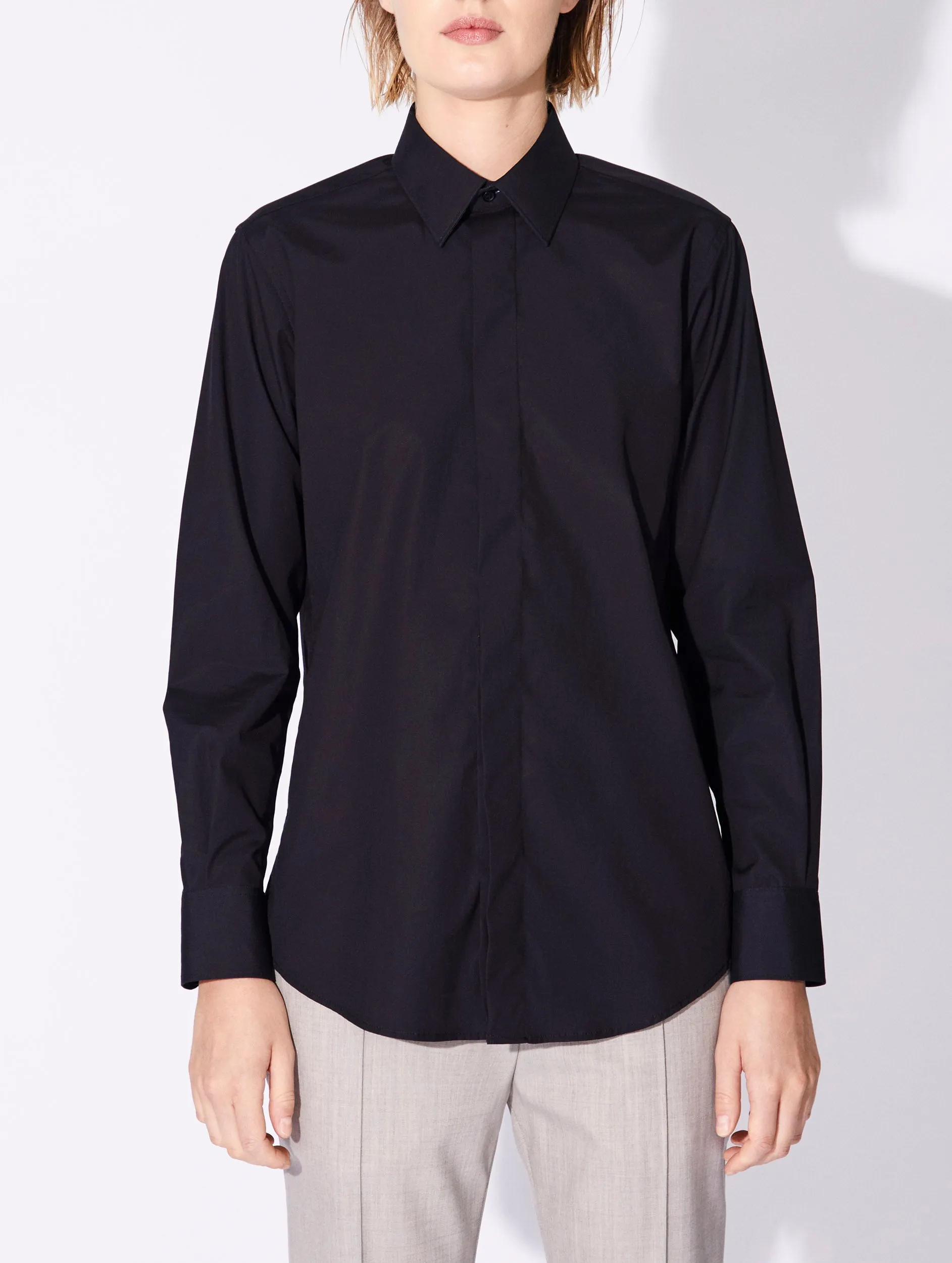 Black cotton poplin shirt Classic timelessness