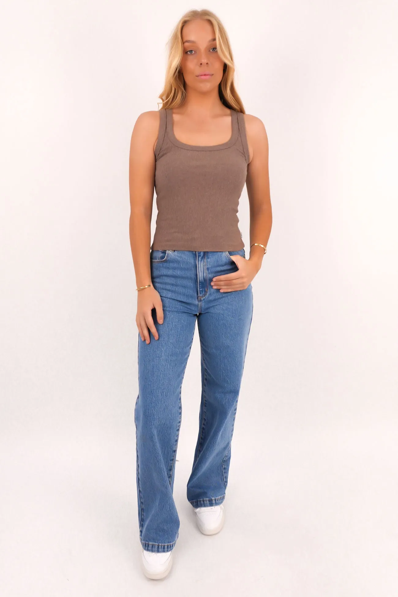 Mia Tank Brown LowMaintenanceFabric