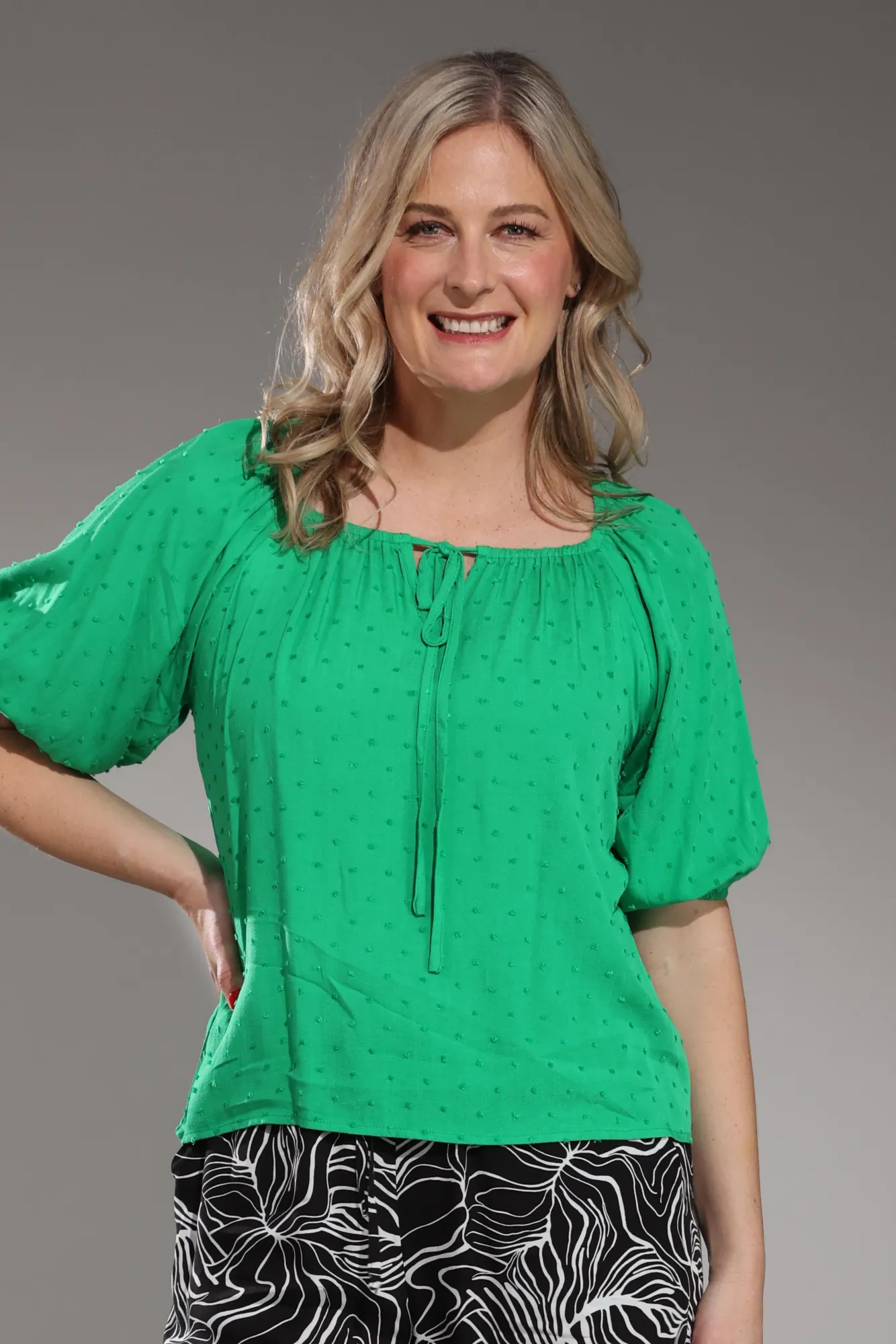Elasticated scoop neck Top | KELLY GREEN | 6131A1 Washable fabric