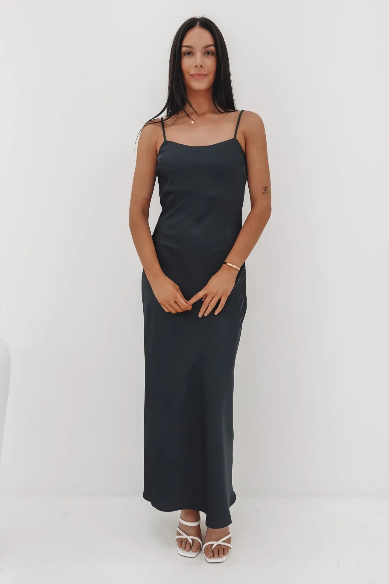 Flutter-Sleeve Carter Maxi Dress Ink