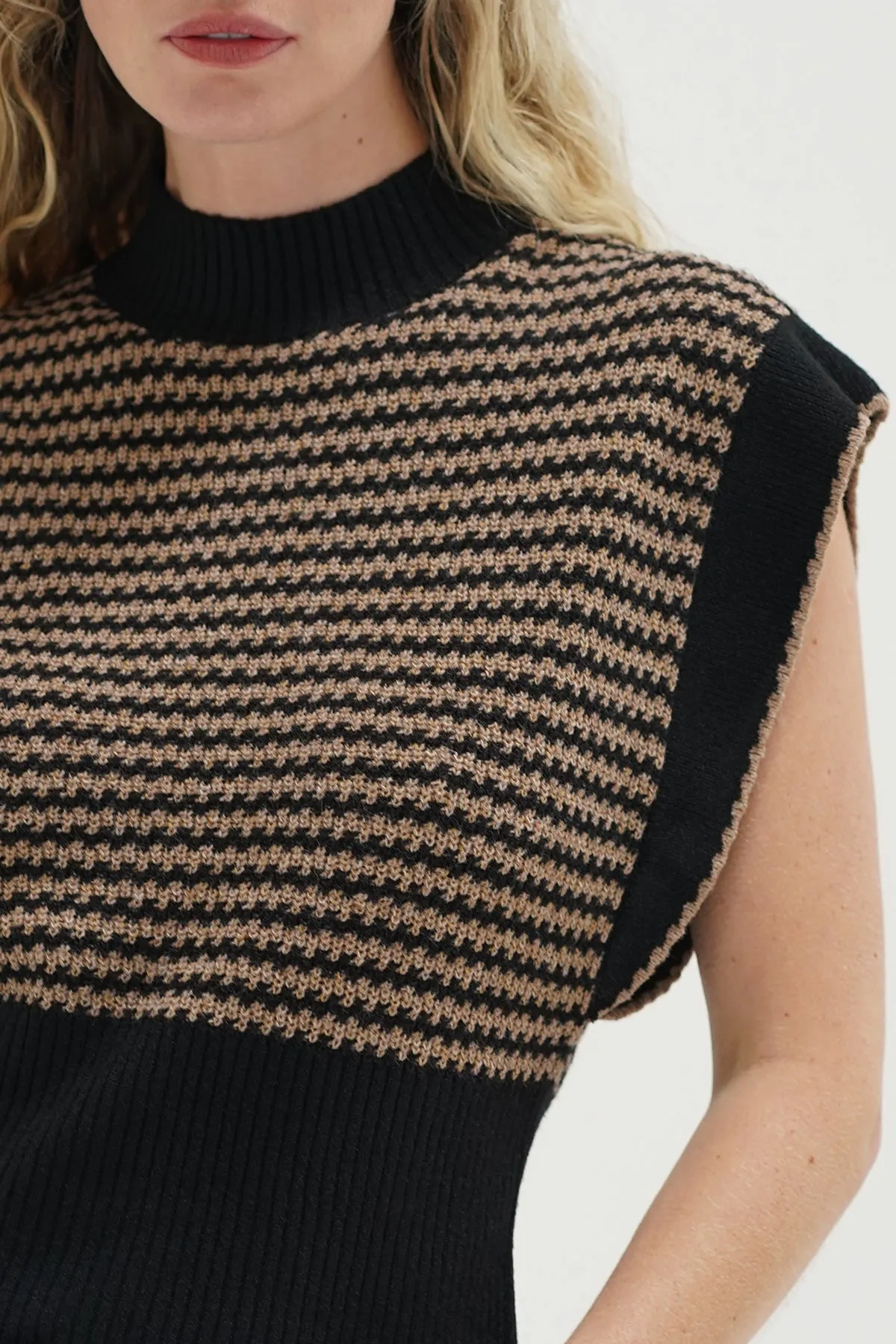 Ellisa Sleeveless Sweater - Latte Stripe WaterRepellent Finish