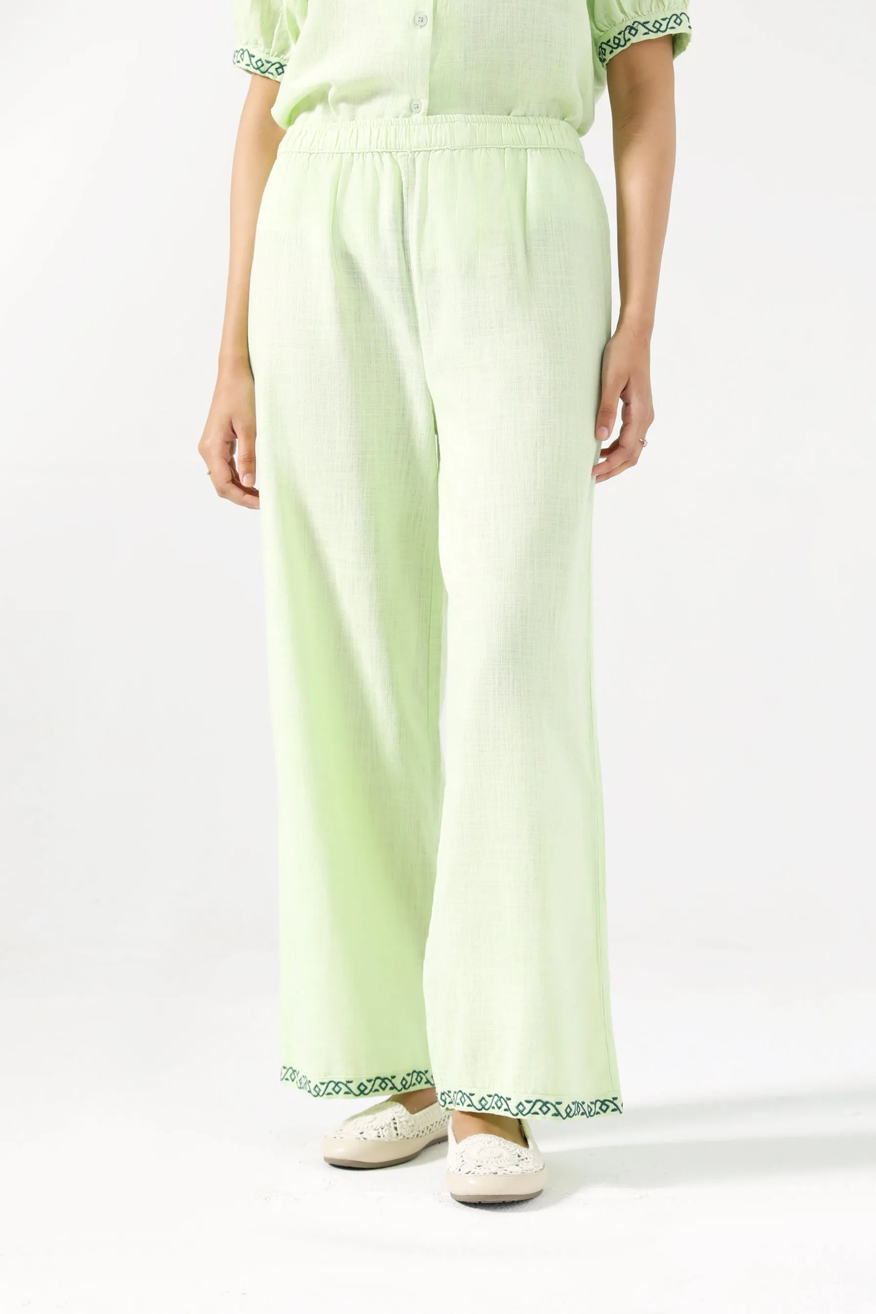 Sporty Fit Essential Comfort EMBROIDERED WIDE LEG TROUSERS