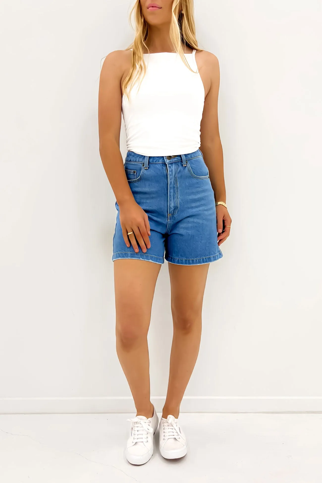 Escape Denim Short Washed Blue Fresh Day Wrinkle resistant fabric