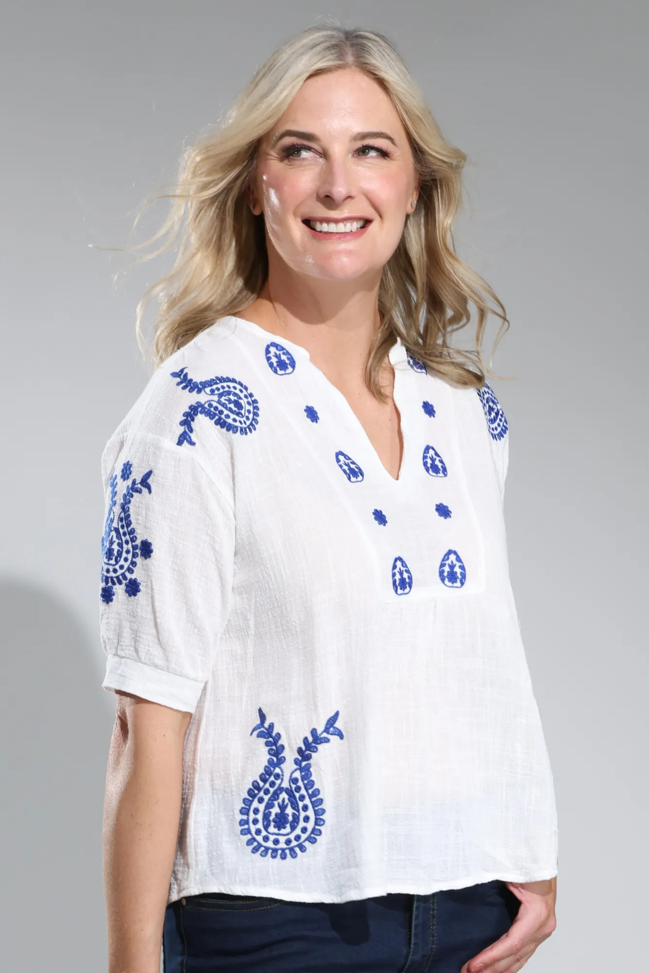 Classic Mode 100% Cotton embroidered Top | White/Marine | 4663A1