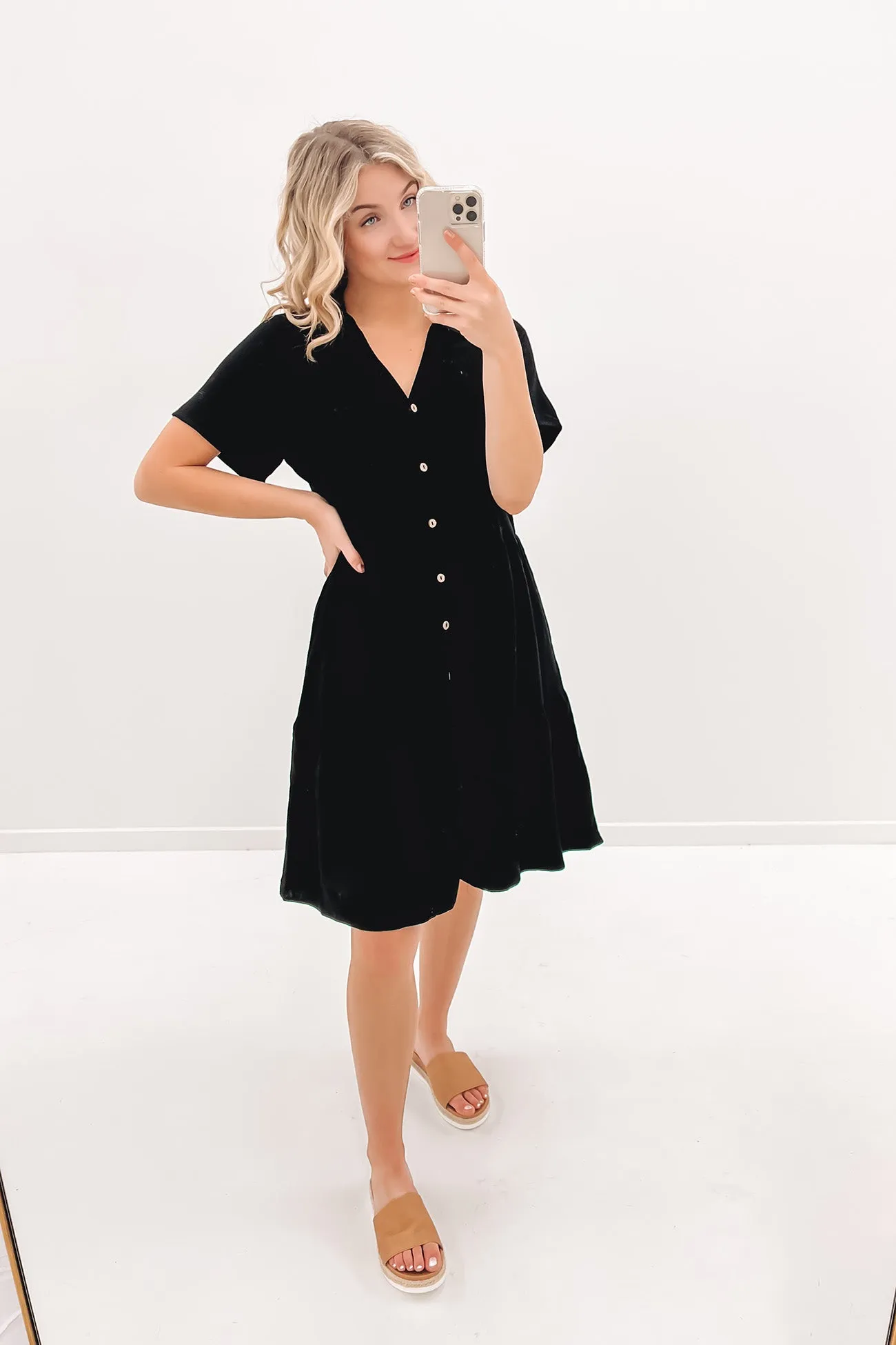 Little Paradise Mini Dress Black Smart and Relaxed Figure-Skimming