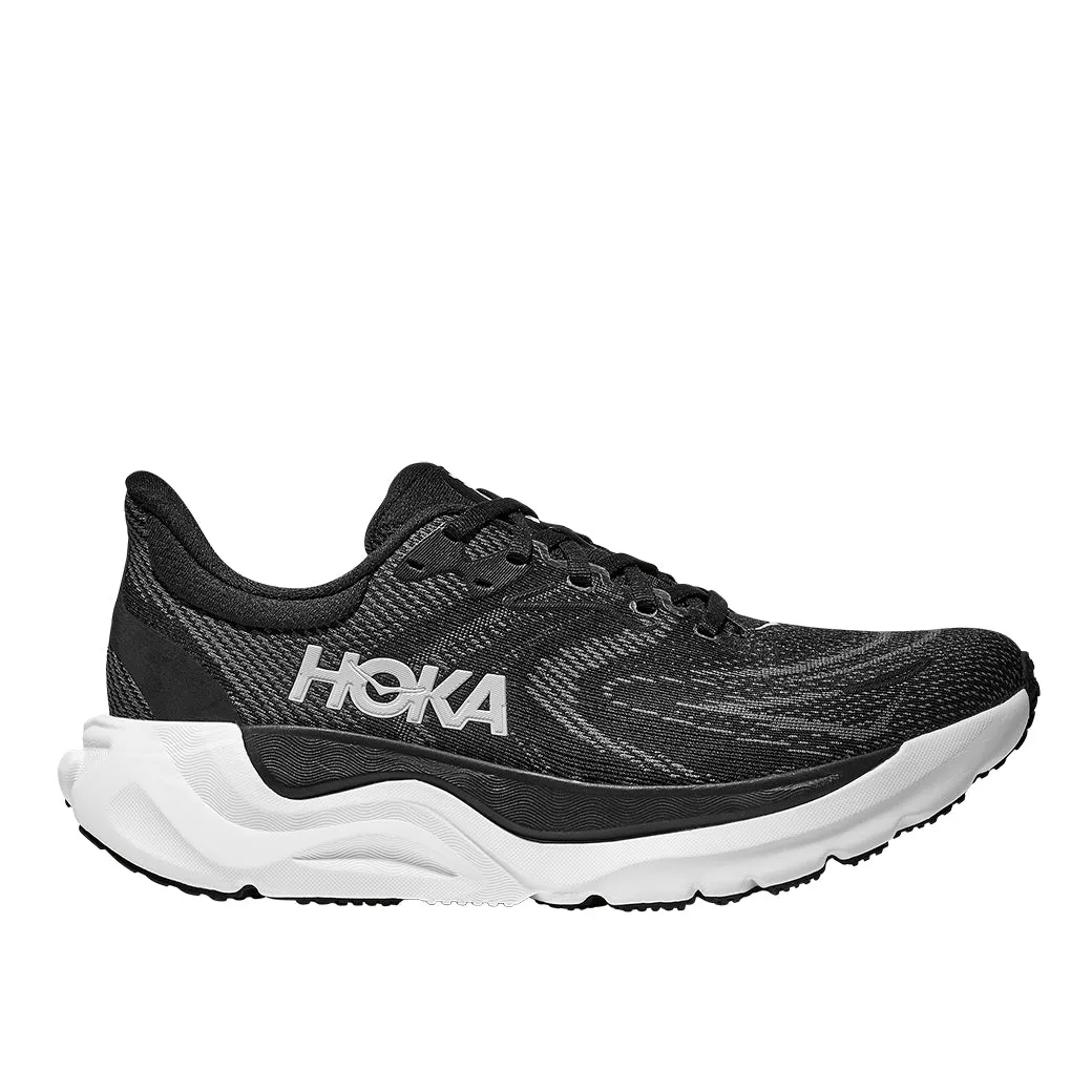 Womens Hoka Arahi 8 Extra Wide in Black/White evening running