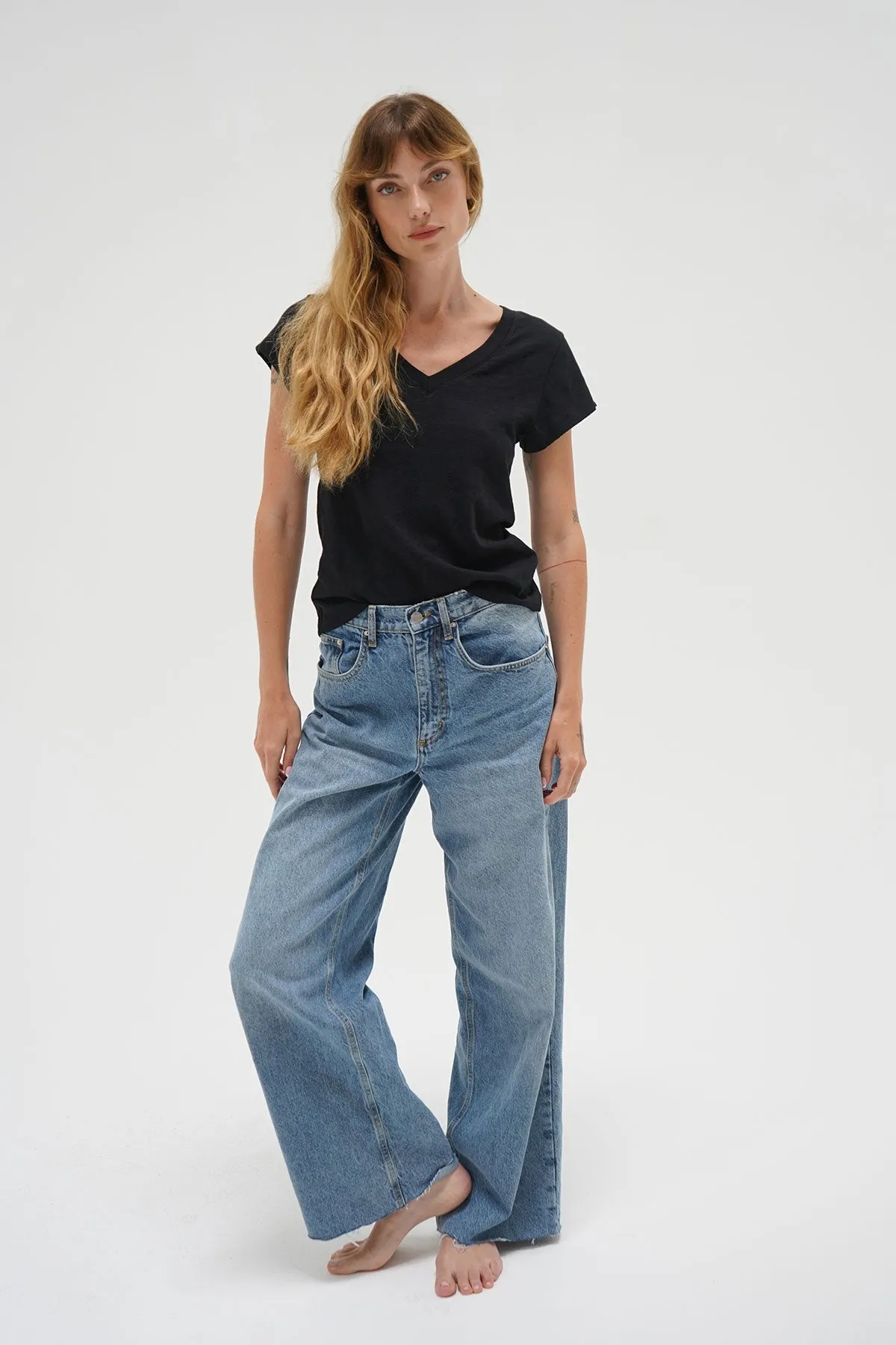 Fitted Deep V Cotton Tee - Black GarmentDyedTexture