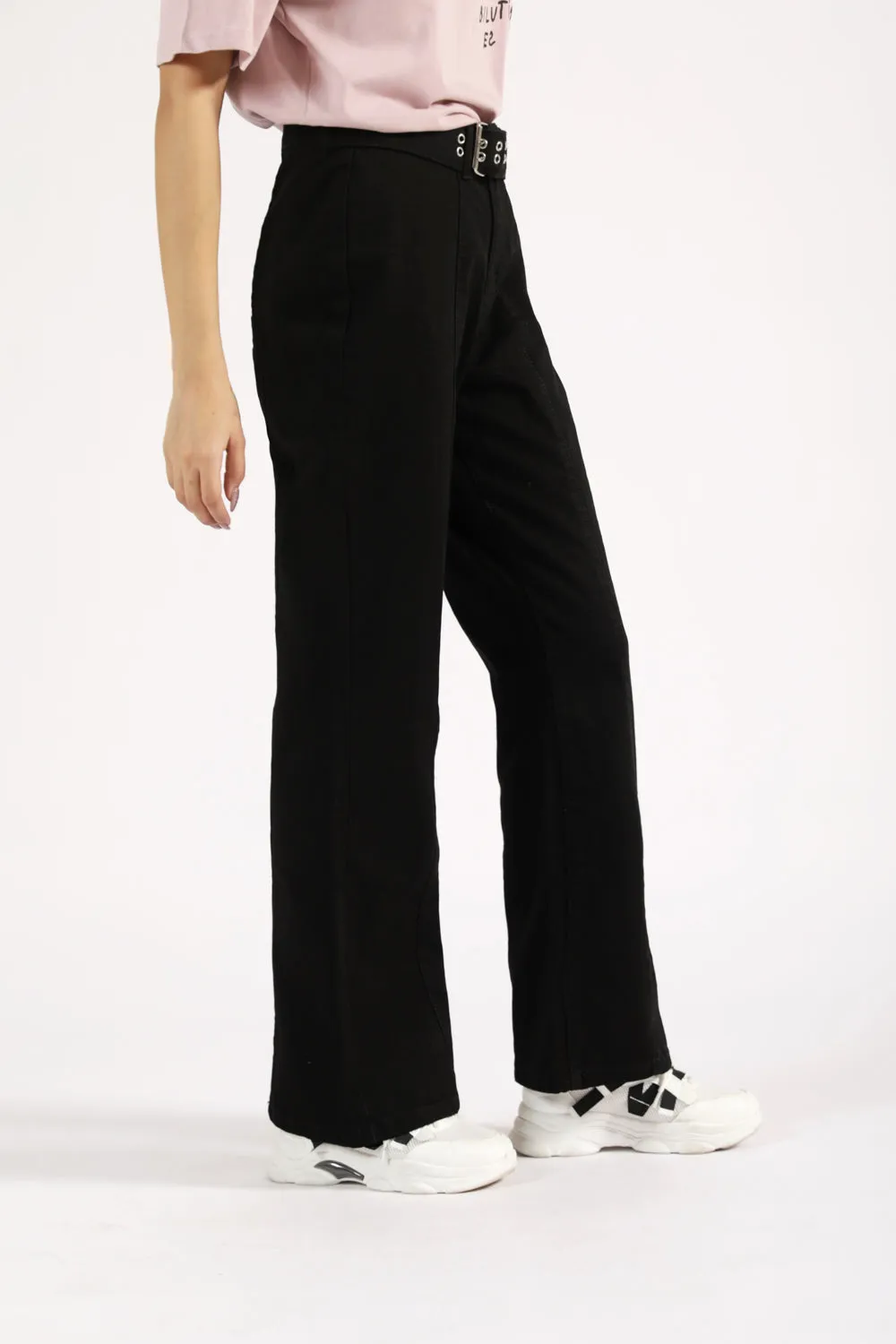 FLARED DENIM WITH BELT DETAIL Sophisticated Look