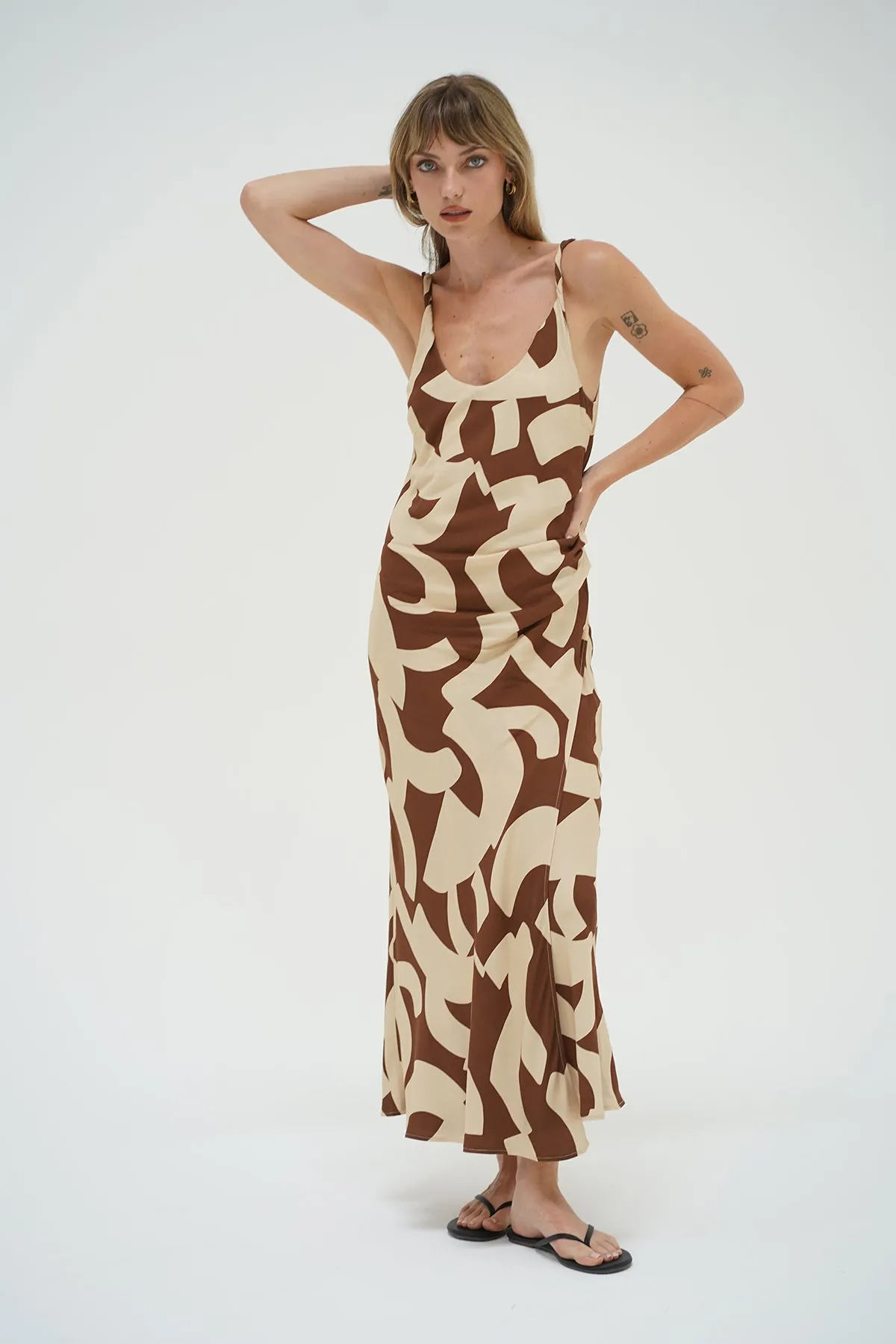 NonChafingEdges Easy Layer Fareni Dress - Geometric Canyon