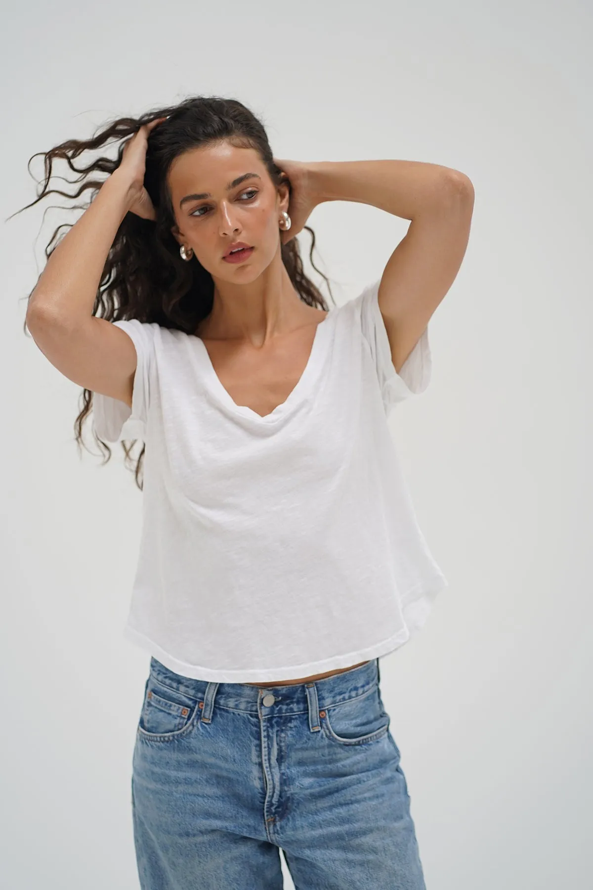 Basic Wardrobe Piece Kaden Cotton V Neck - White
