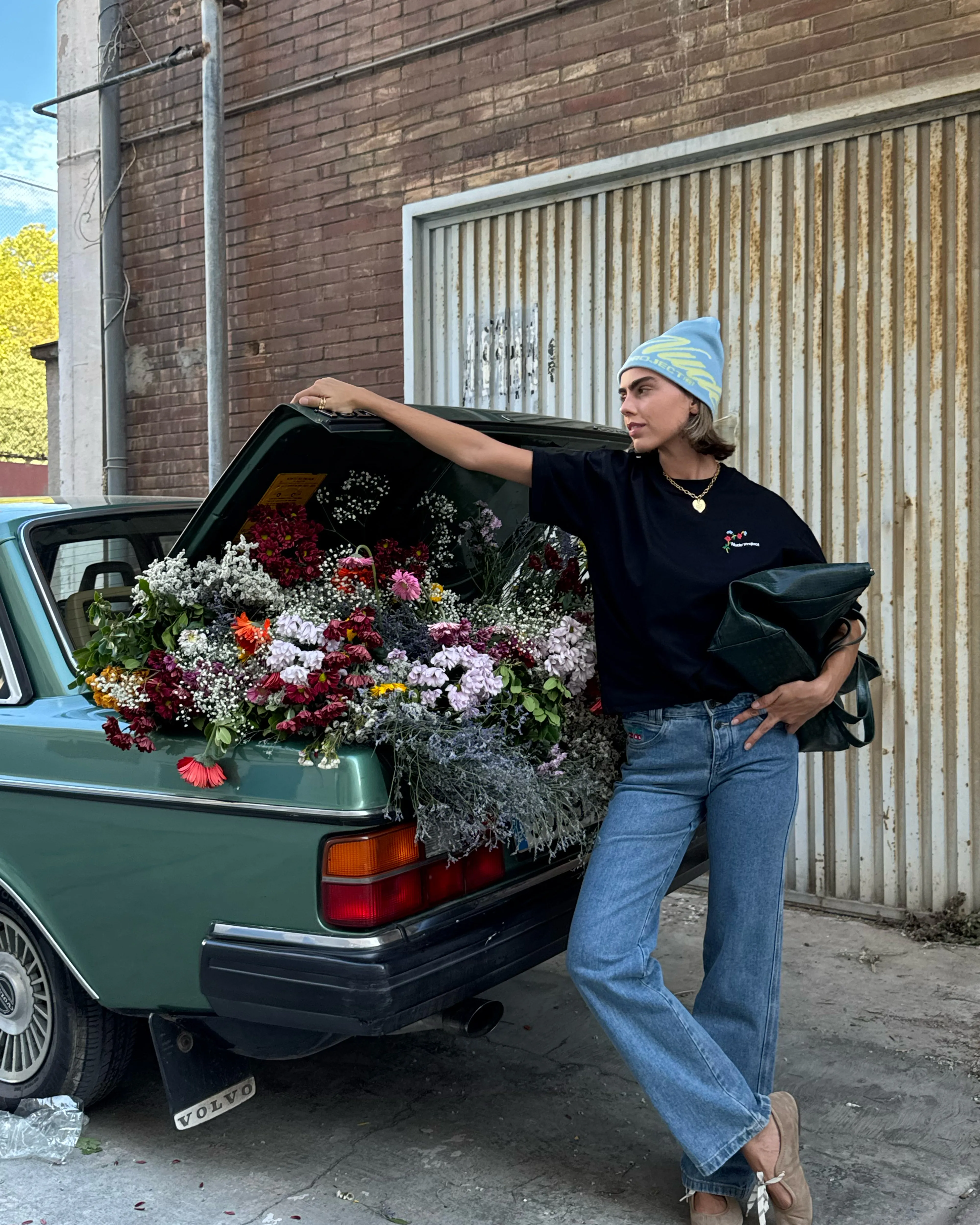 Floreta Tee Black Velvet Soul