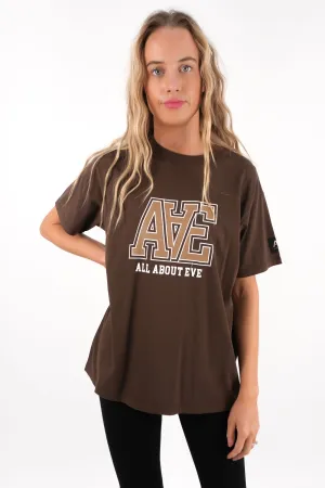 Soft and Stylish Monogram Relaxed Tee Brown