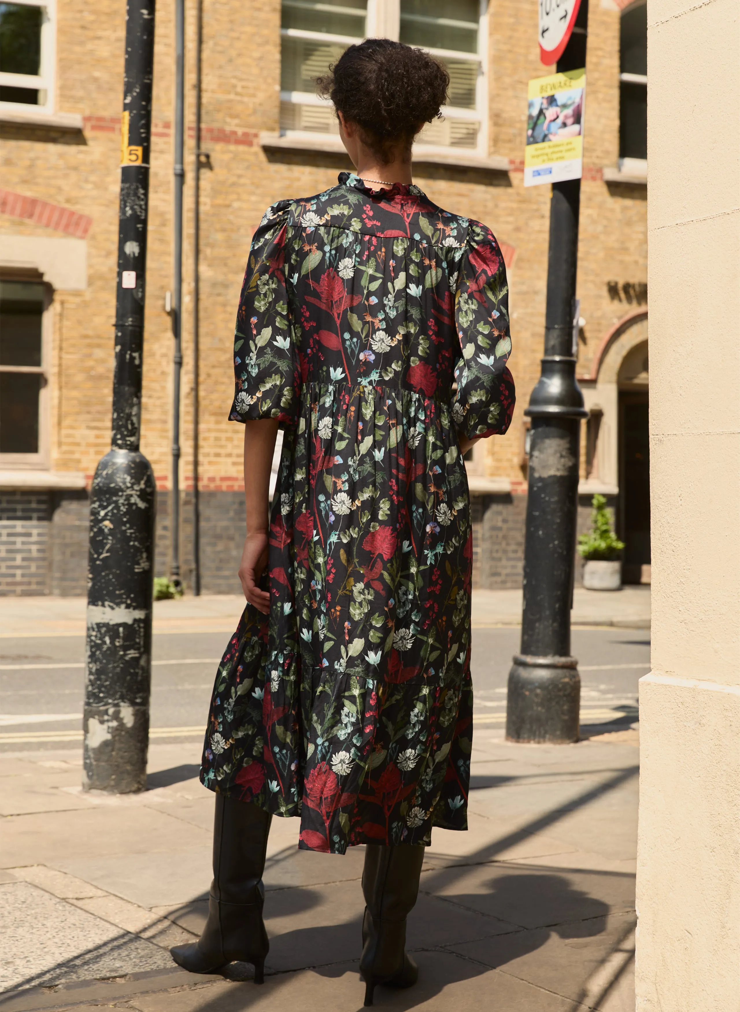 Festive Wear Bold Elegance Grace Printed Midi Dress