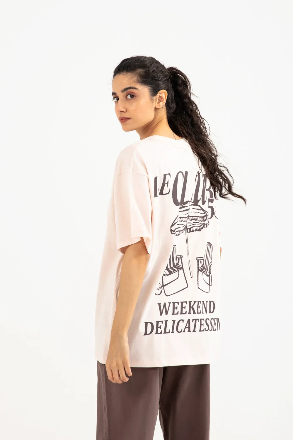 GRAPHIC OVERSIZED TEE Easy-to-Match Perfect Style
