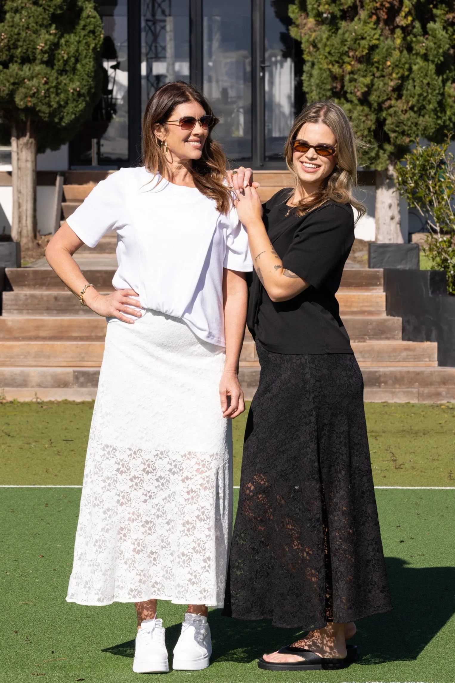 Ayva Tia Twist Tee White spring fashion